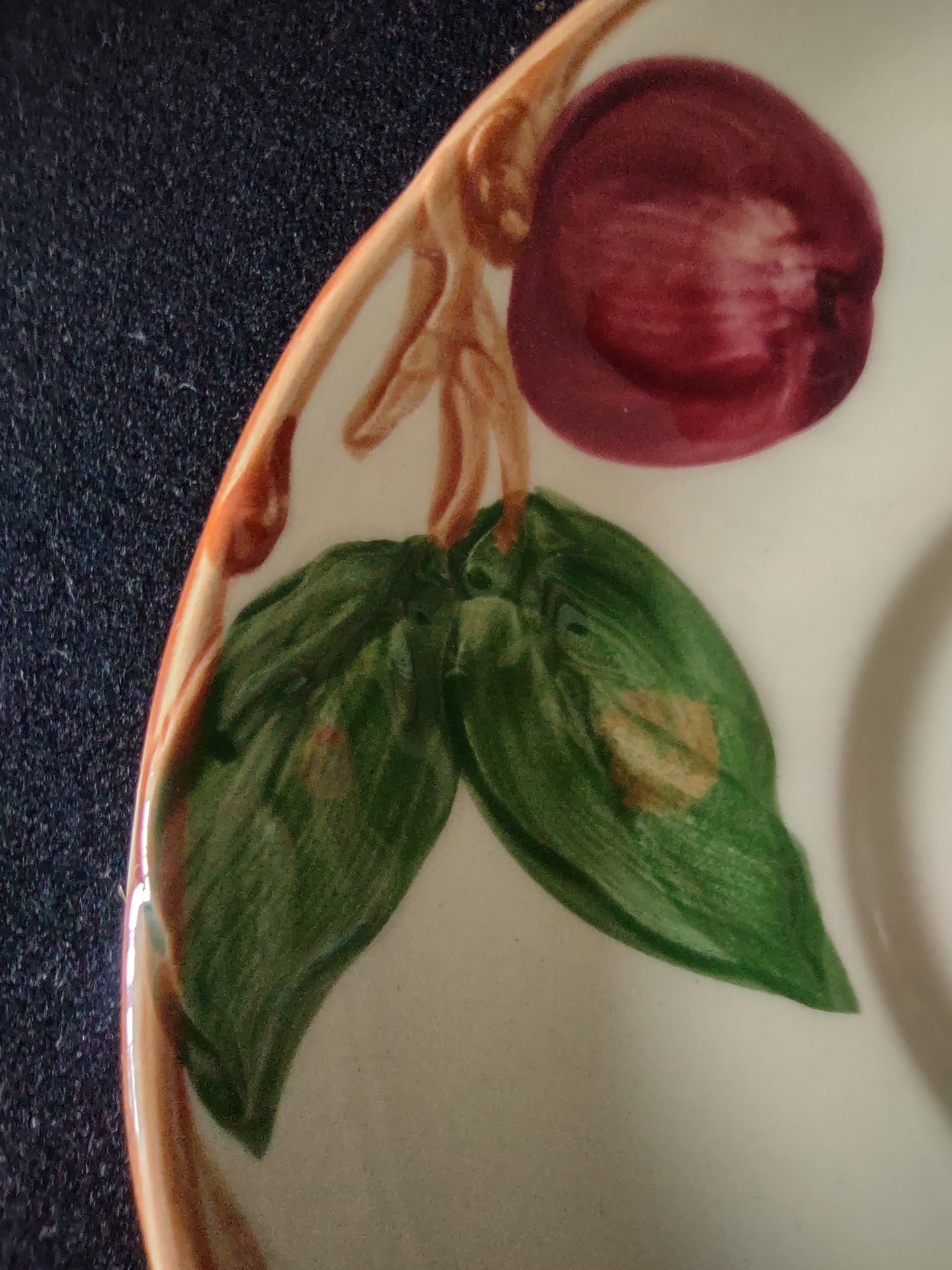 Vintage Franciscan Apple Earthenware Saucer 6" USA 1979 [6465]