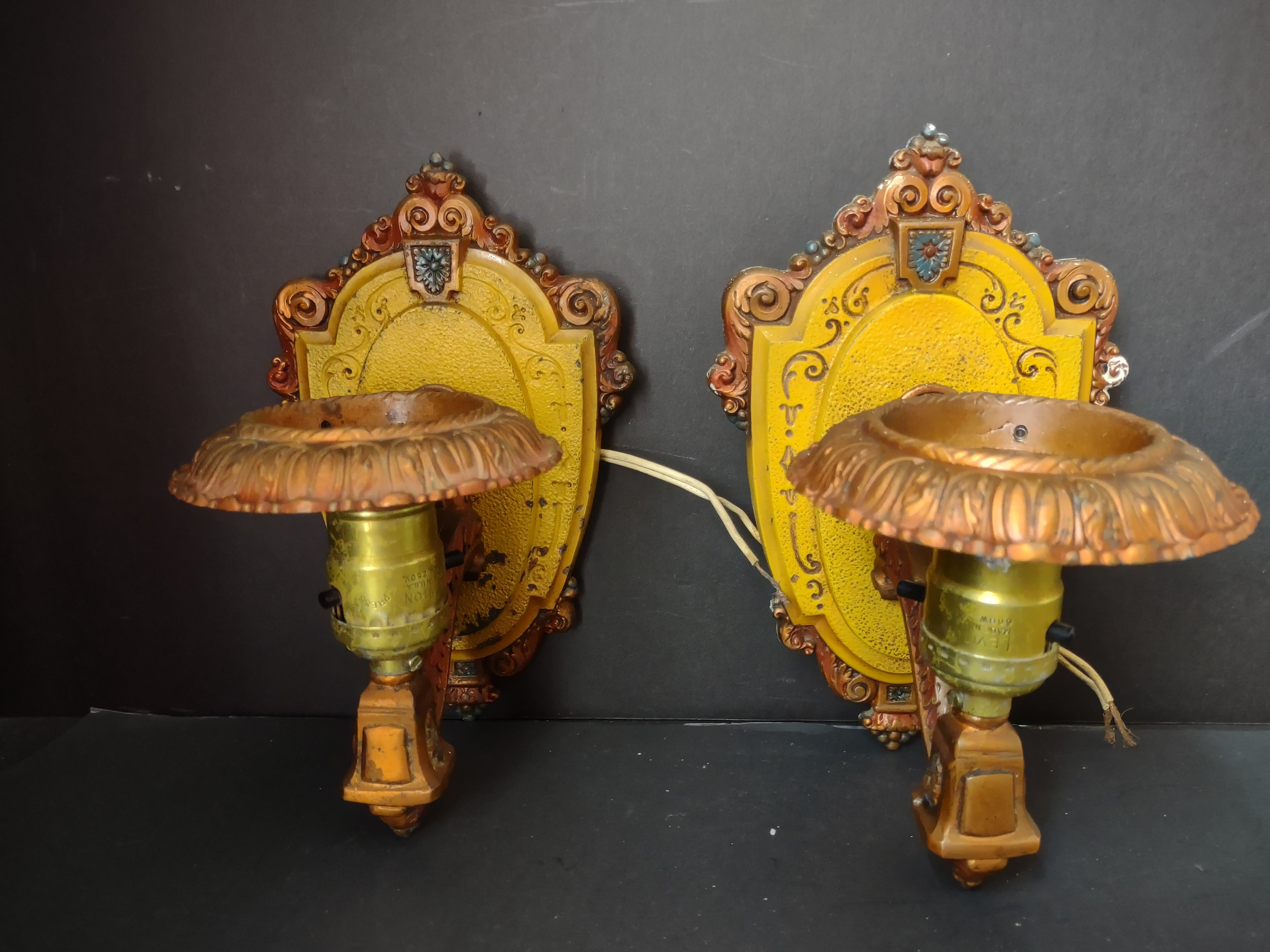 Vintage Art Deco Wall Sconces Pair Yellow Gold Riddle Co USA Cast Metal [6472]
