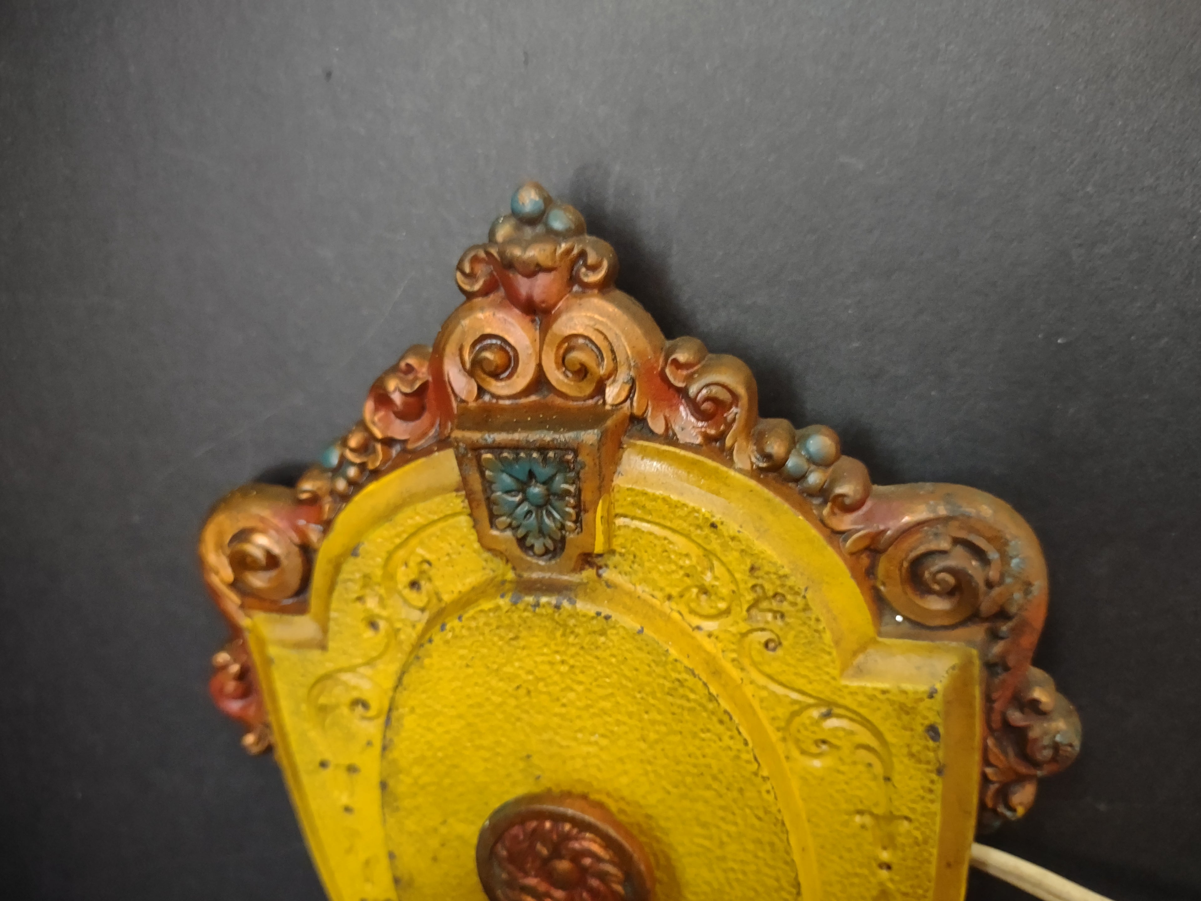 Vintage Art Deco Wall Sconces Pair Yellow Gold Riddle Co USA Cast Metal [6472]