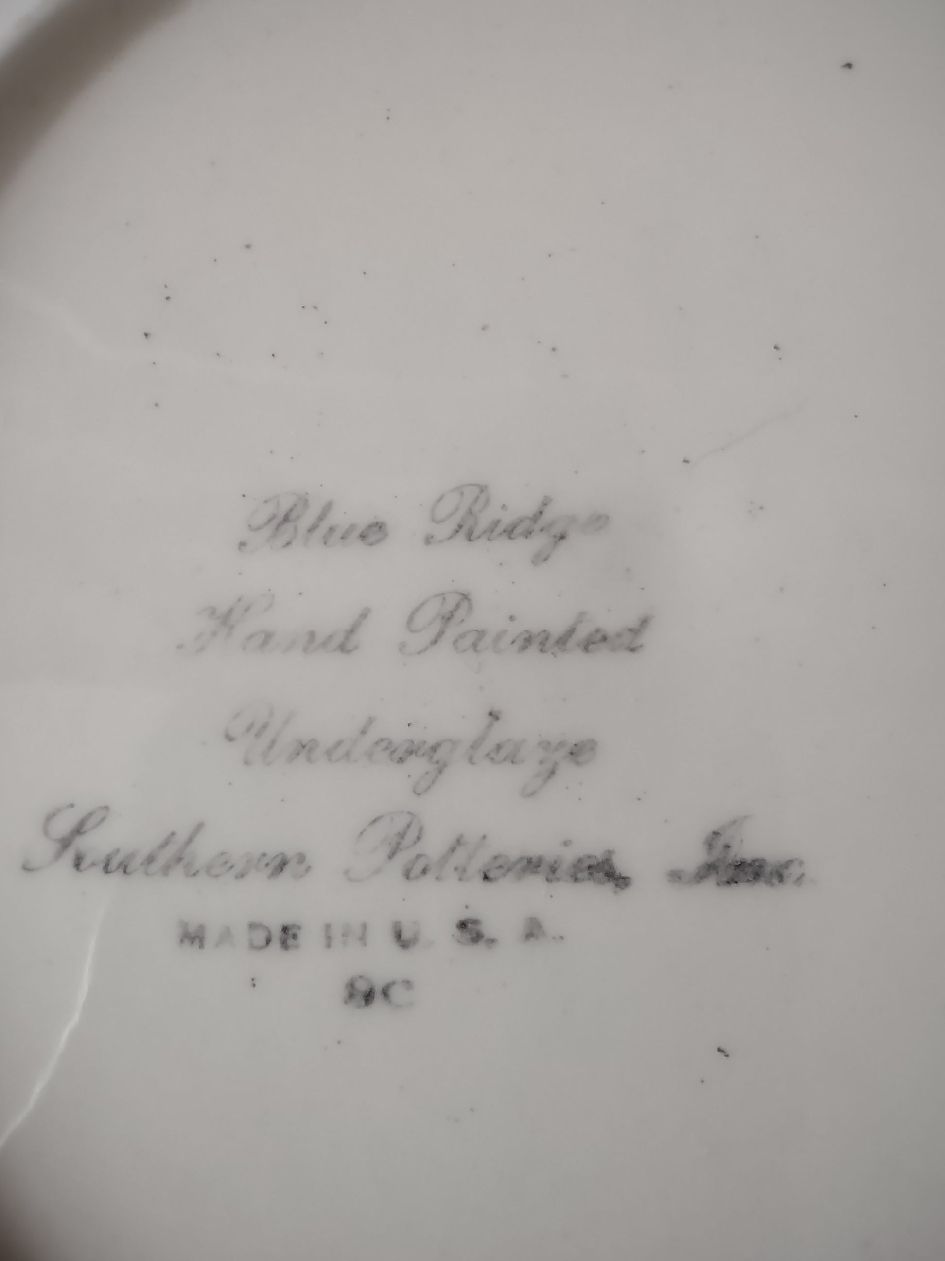 Vintage Blue Ridge Southern Potteries Strawberry Plates Set of 2 8in [6479]