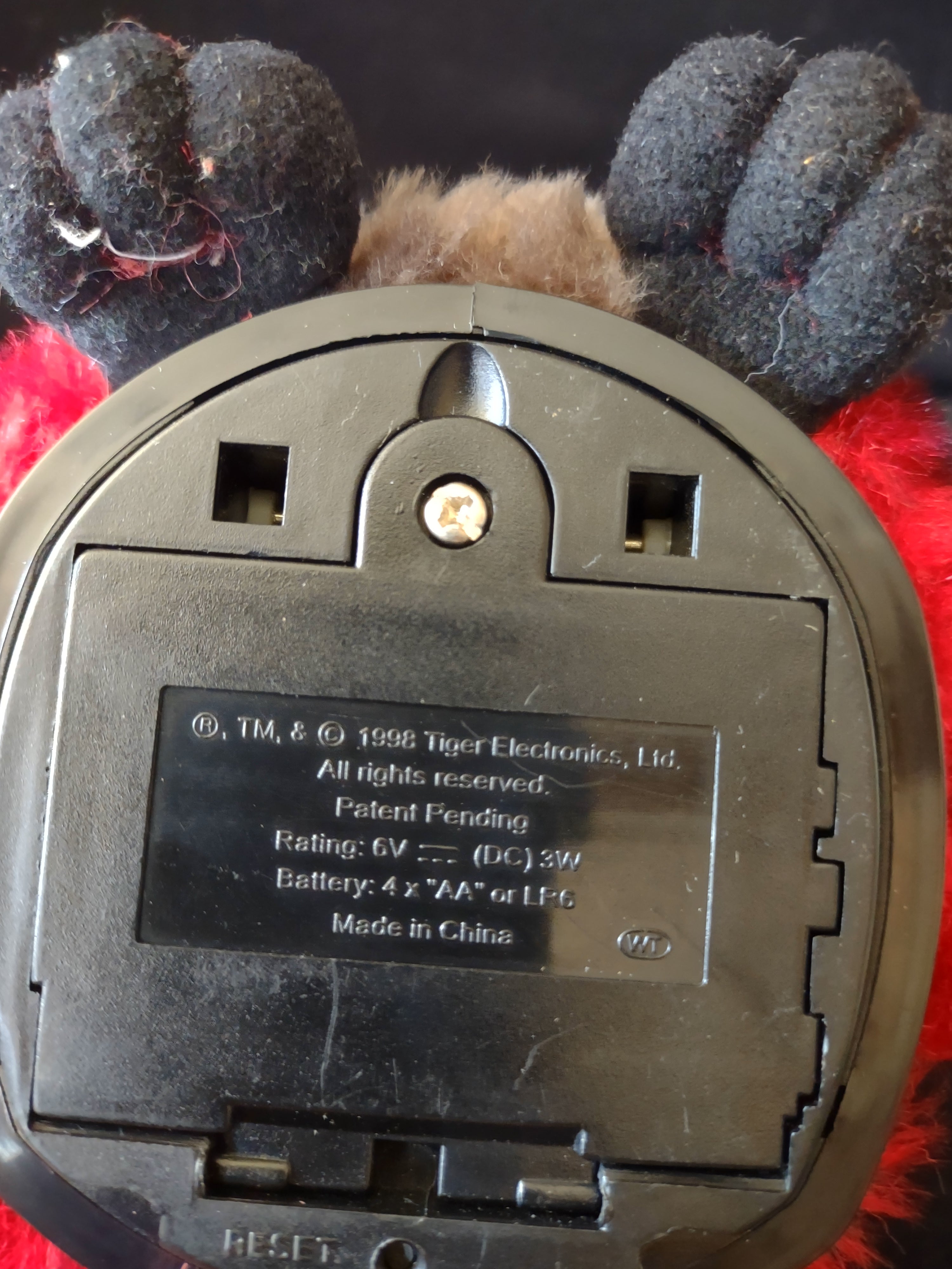 Vintage Red Wolf Furby Tiger Electronics Works 1998 Model 70-800 [6492]