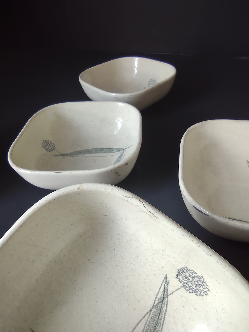 Vintage Franciscan Trio Berry Bowls Set of 5 Chips & Marks [6527]