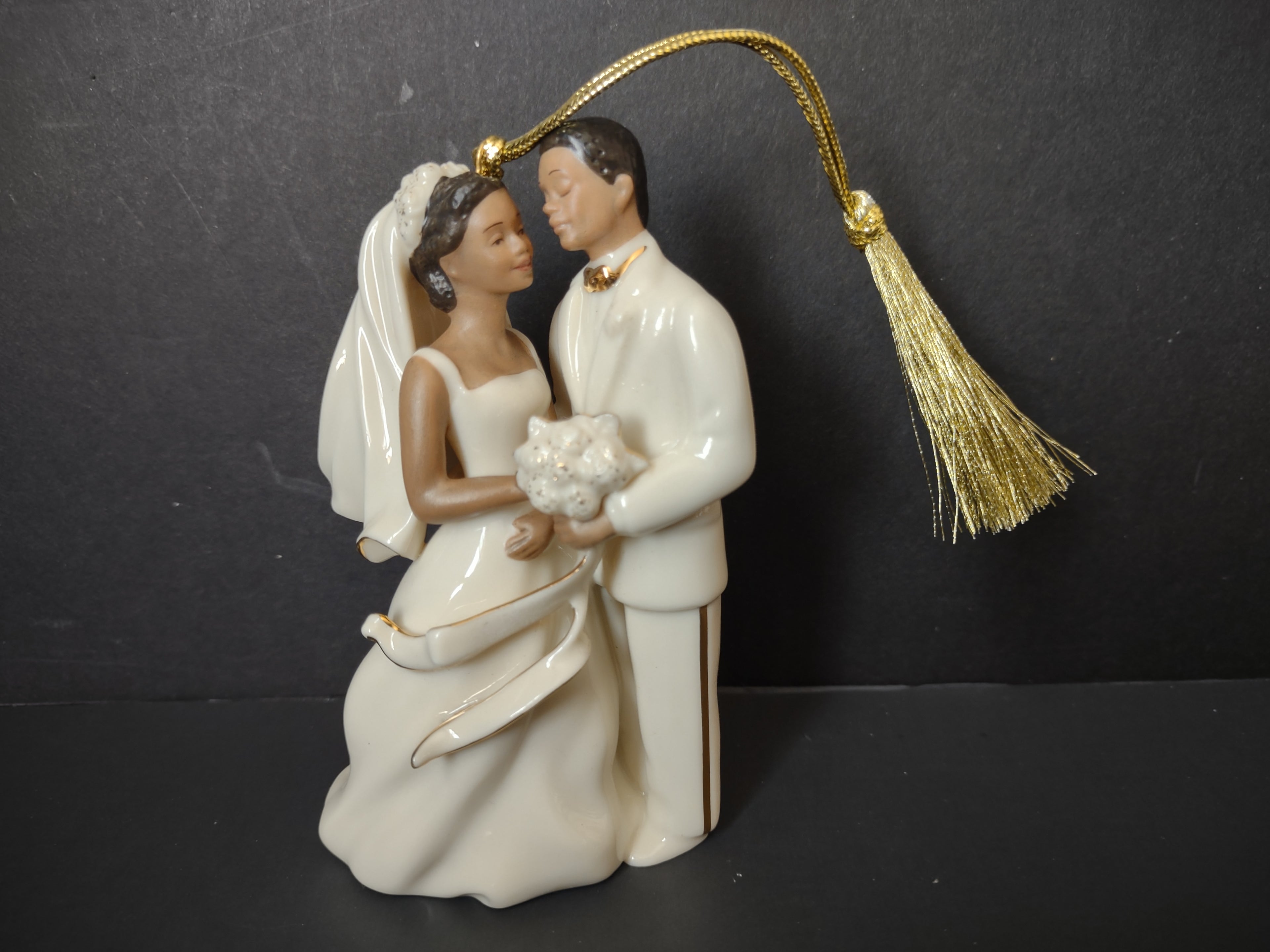 Vintage Lenox Porcelain Bride Groom Wedding Ornament Cream Gold Tassel [4868]