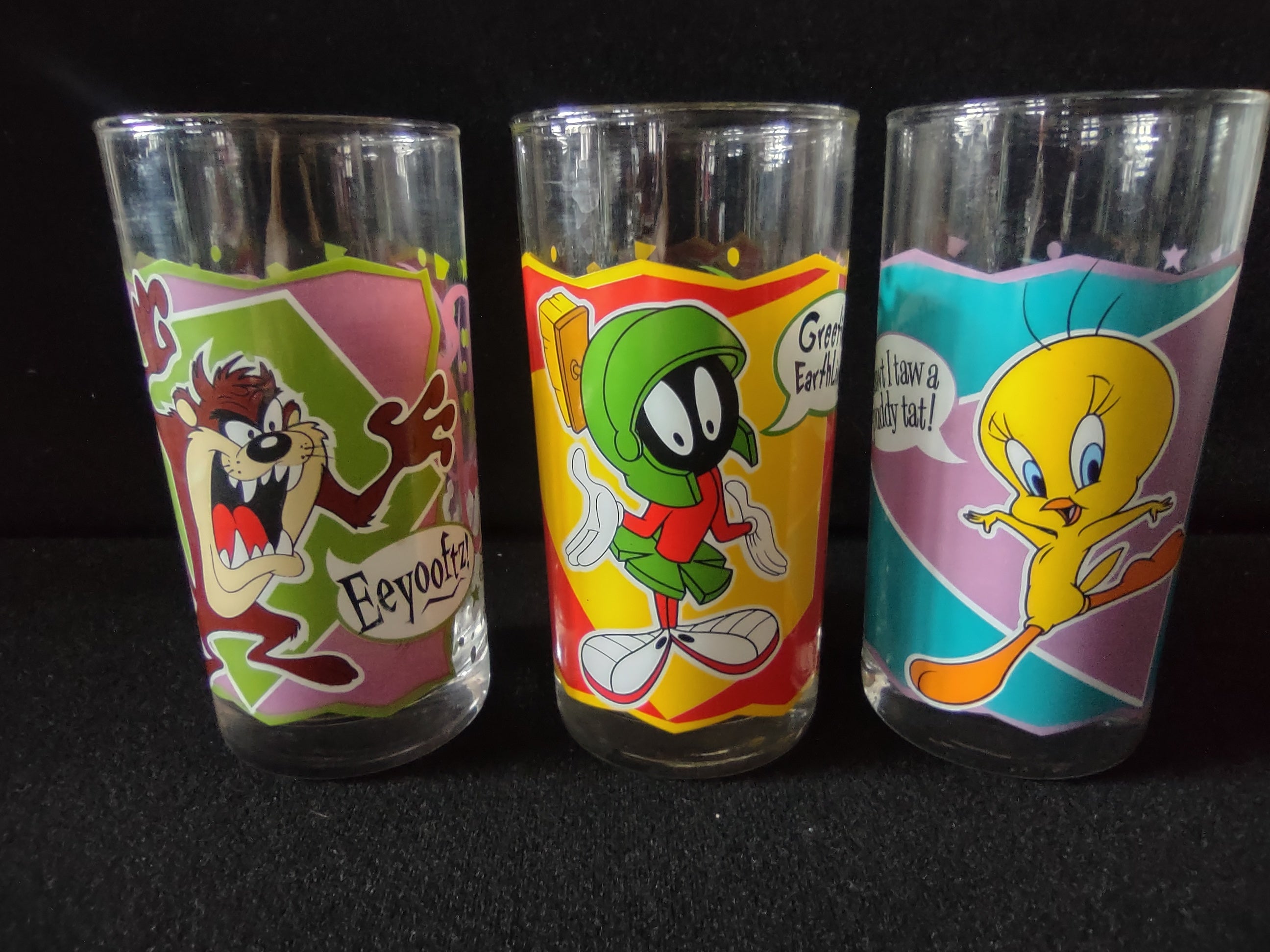 Vintage Looney Tunes Mil-Looney-Um 2000 Drinking Glasses Set of 3 [6511]