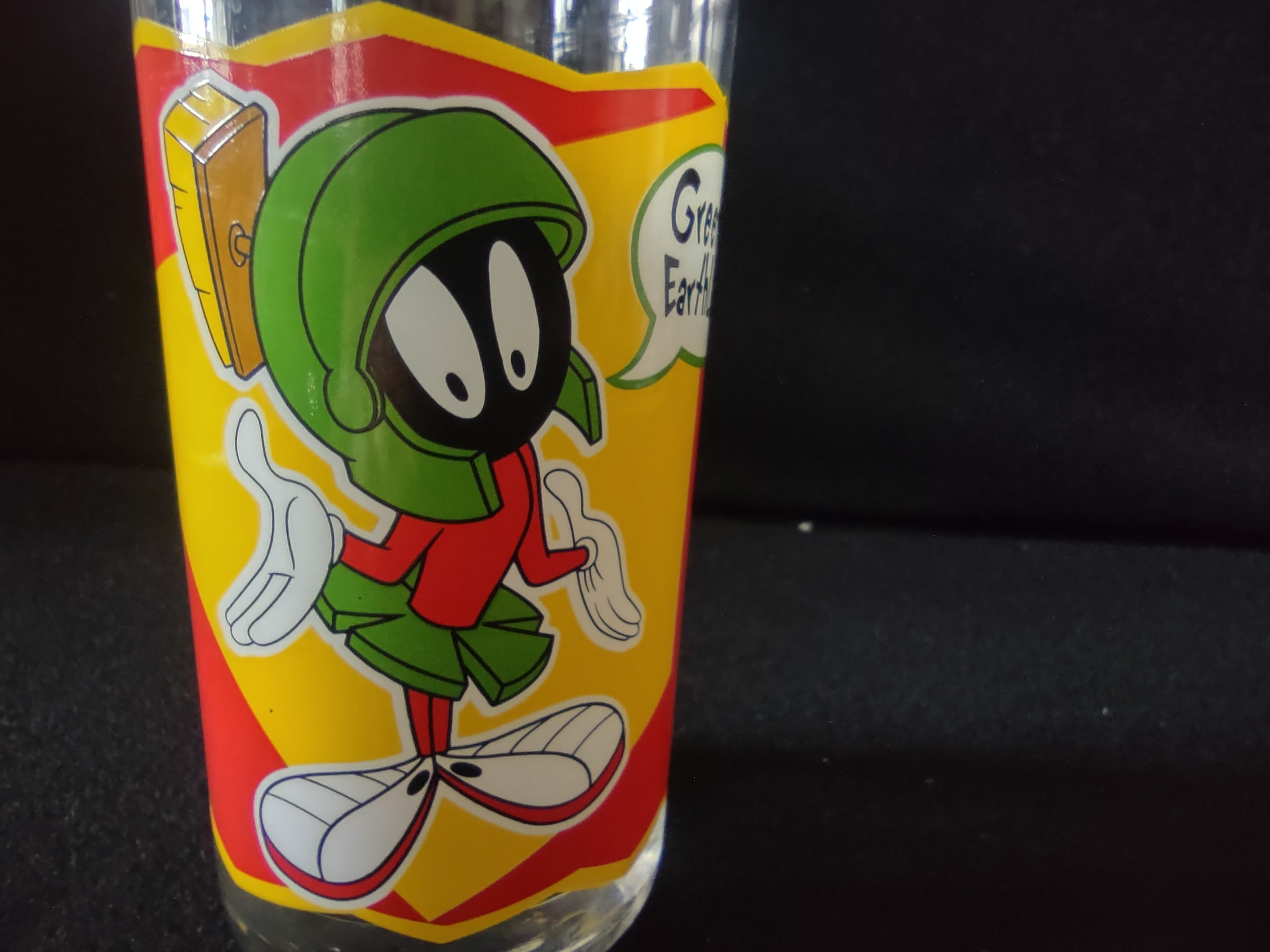 Vintage Looney Tunes Mil-Looney-Um 2000 Drinking Glasses Set of 3 [6511]