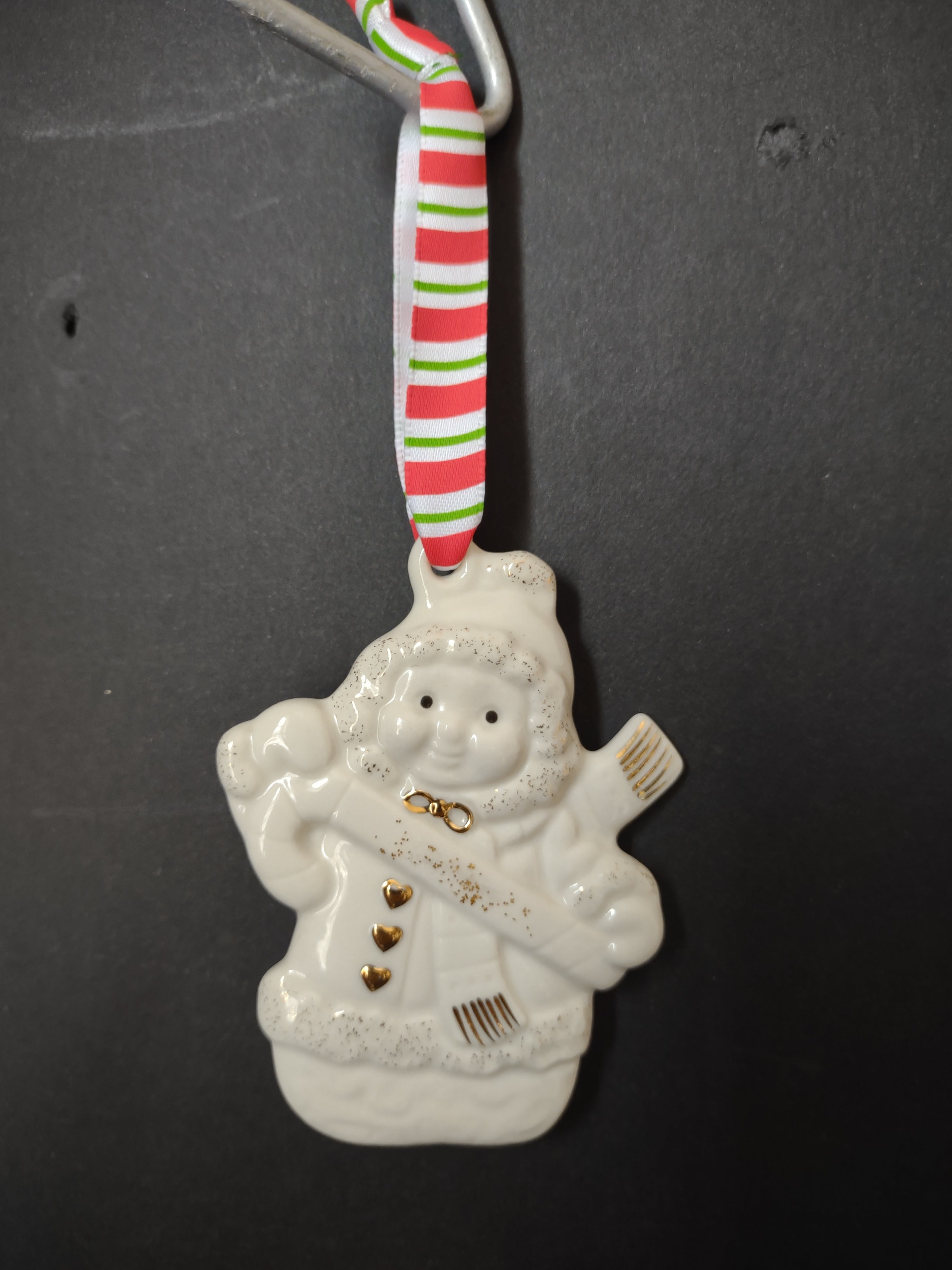 Vintage Lenox Porcelain Snowman Christmas Ornament Gold Hearts [4870]