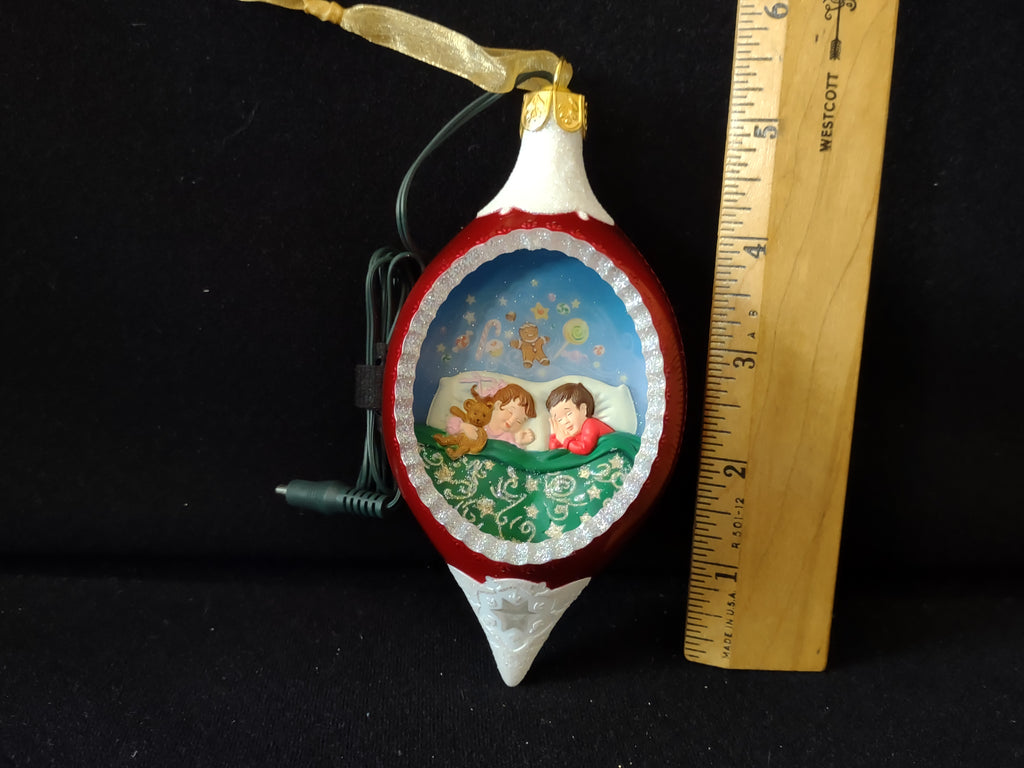 Vintage Christmas Hallmark Illuminations Sugarplum Dreams Light-Up Ornament [4878]