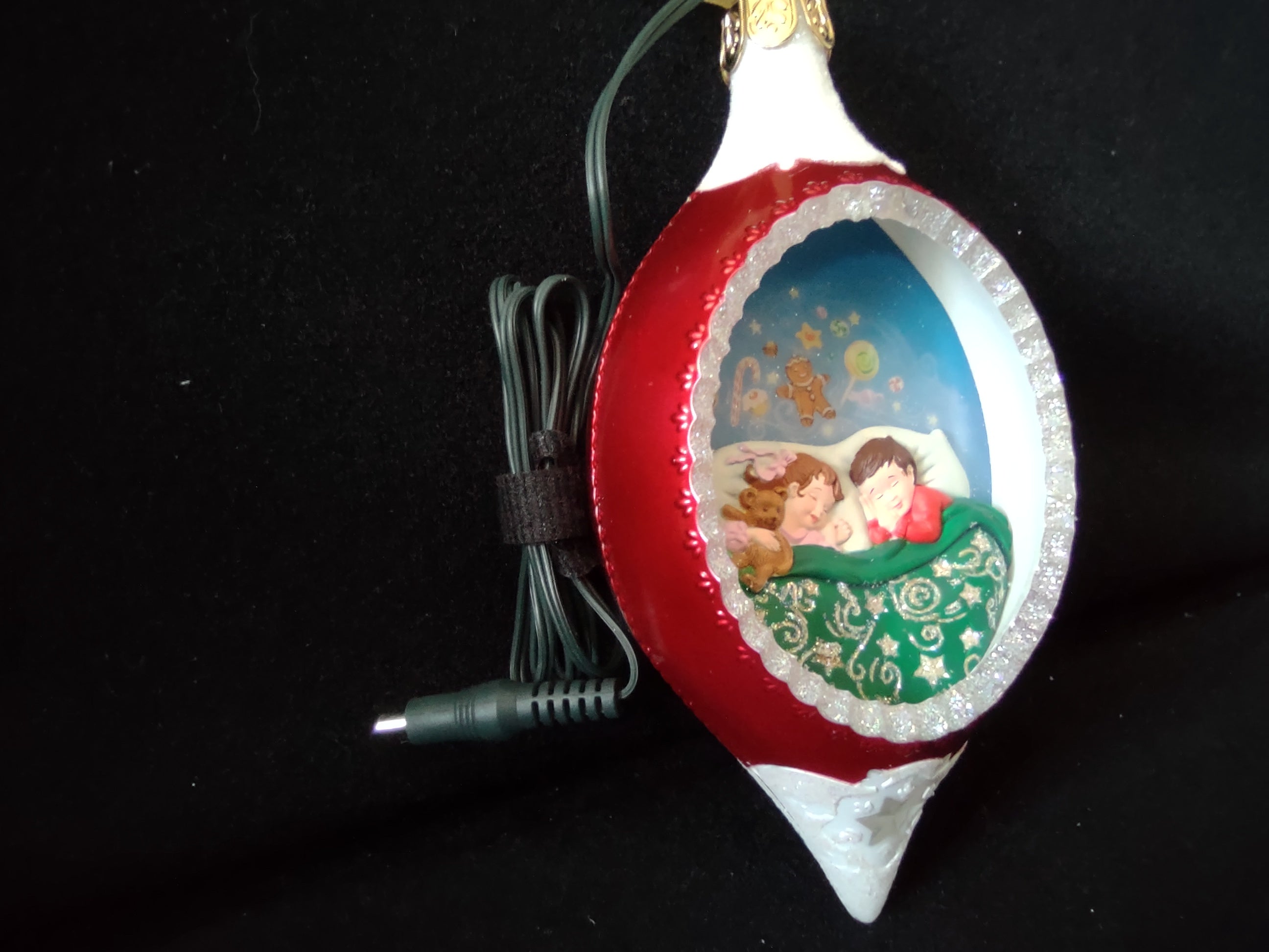 Vintage Christmas Hallmark Illuminations Sugarplum Dreams Light-Up Ornament [4878]