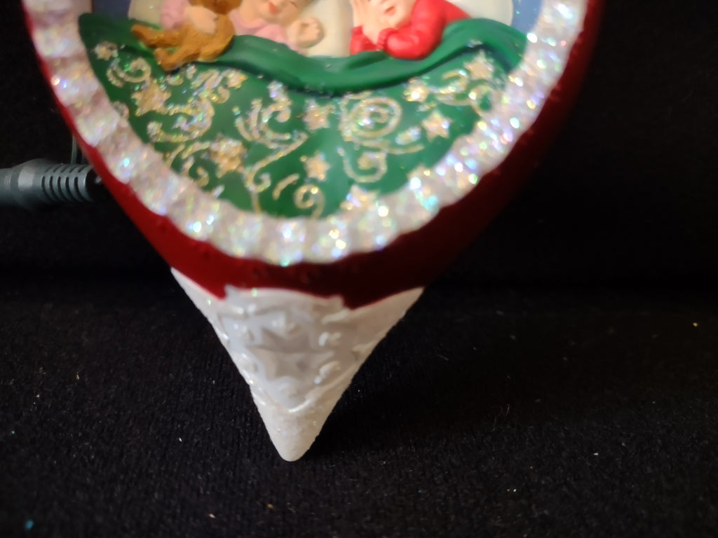 Vintage Christmas Hallmark Illuminations Sugarplum Dreams Light-Up Ornament [4878]