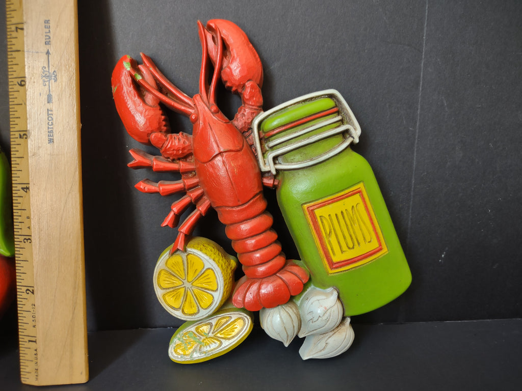 Vintage Home Interiors Plastic Wall Hanging Lobster Vegetable Farmhouse Cottagecore [2871]
