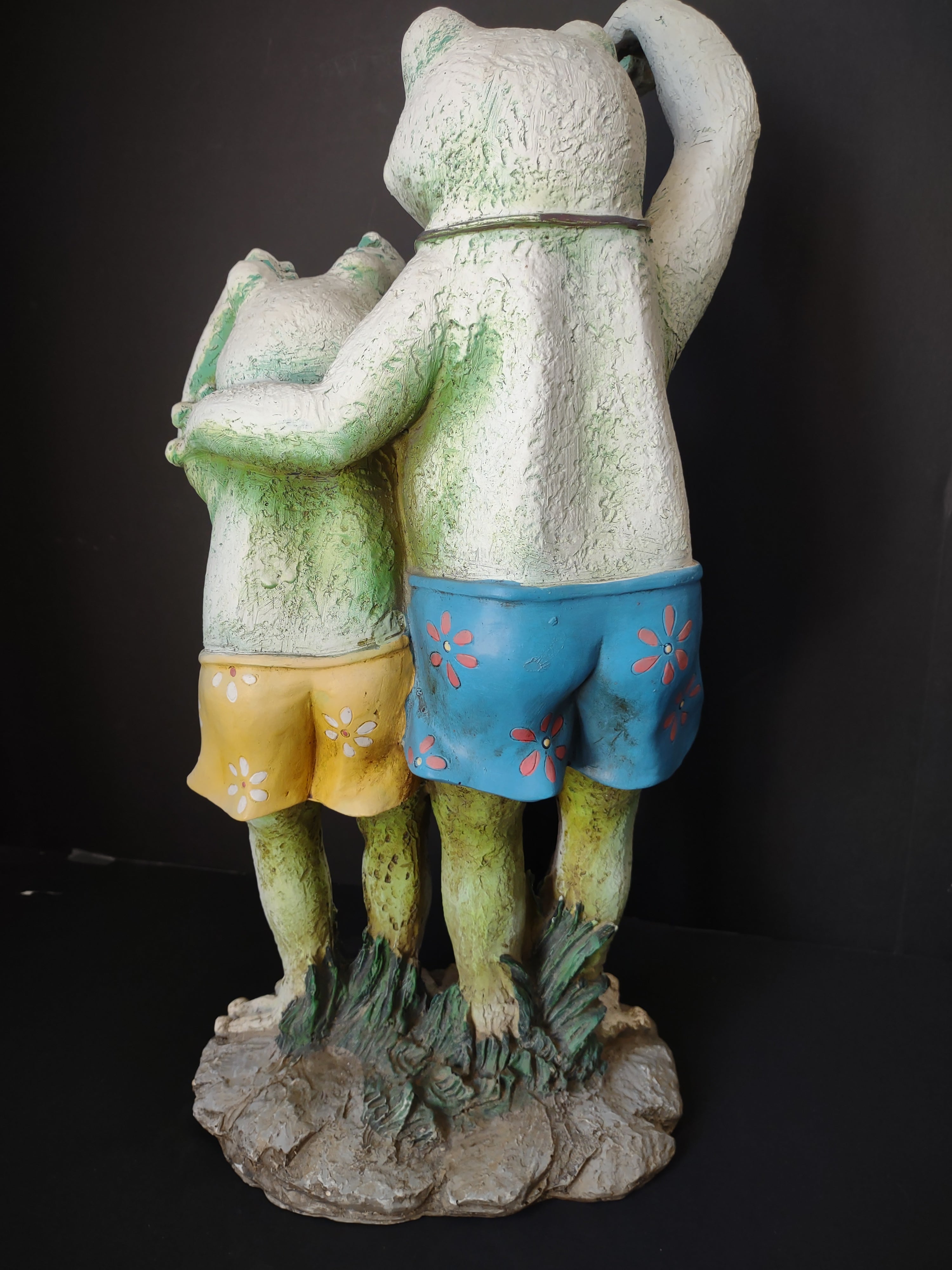 Vintage Resin Frog Duo Figurine Binoculars Beach Swimwear 22" [6543]