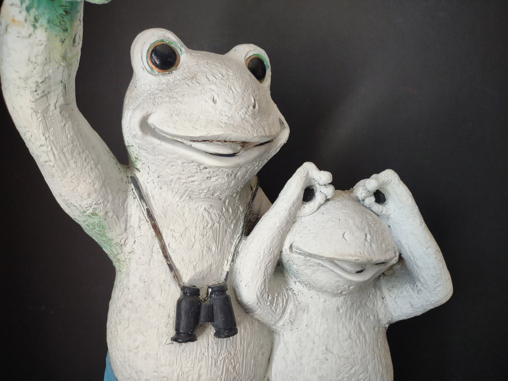 Vintage Resin Frog Duo Figurine Binoculars Beach Swimwear 22" [6543]