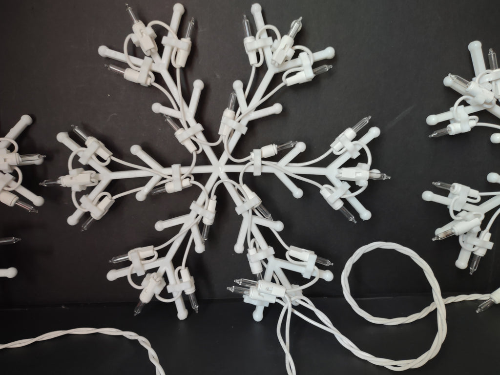 Vintage Lighted Snowflake String Lights Set of 4 White Wire [4861]