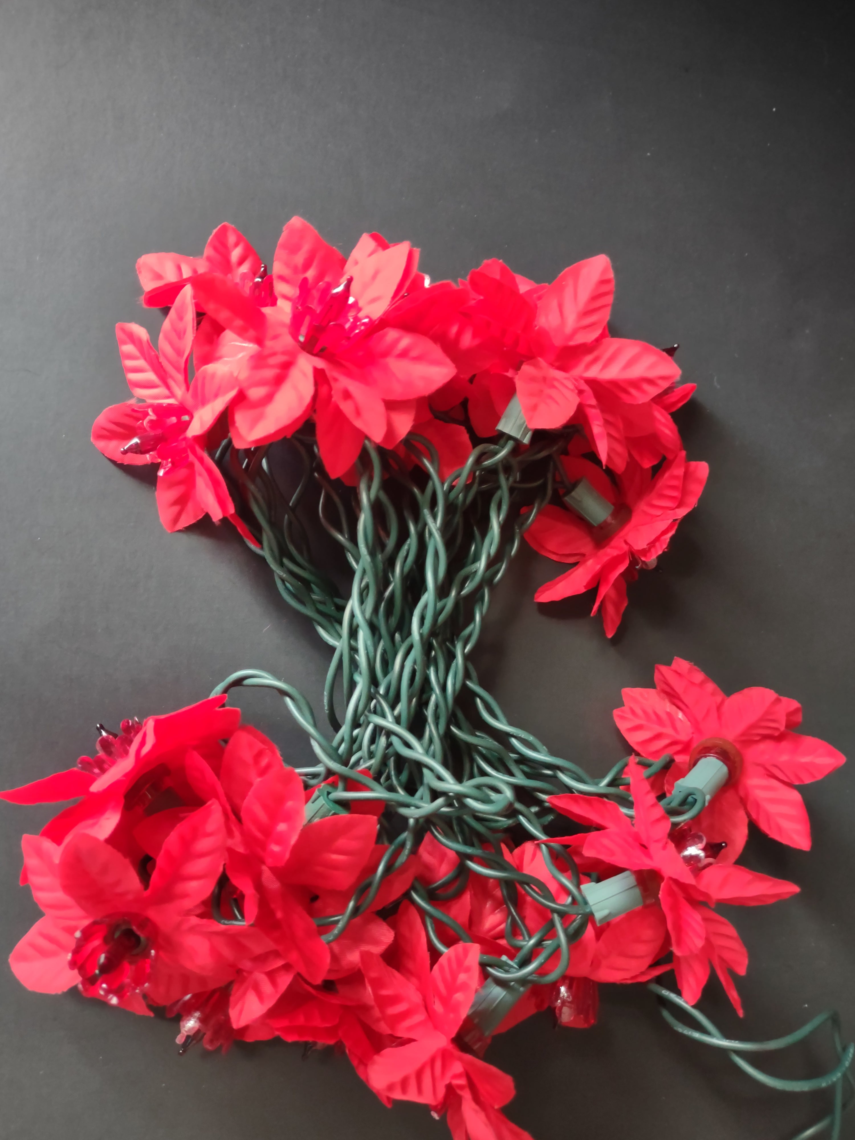 Vintage Holiday Accents 20 Red Poinsettia Christmas Light String 14ft [4860]