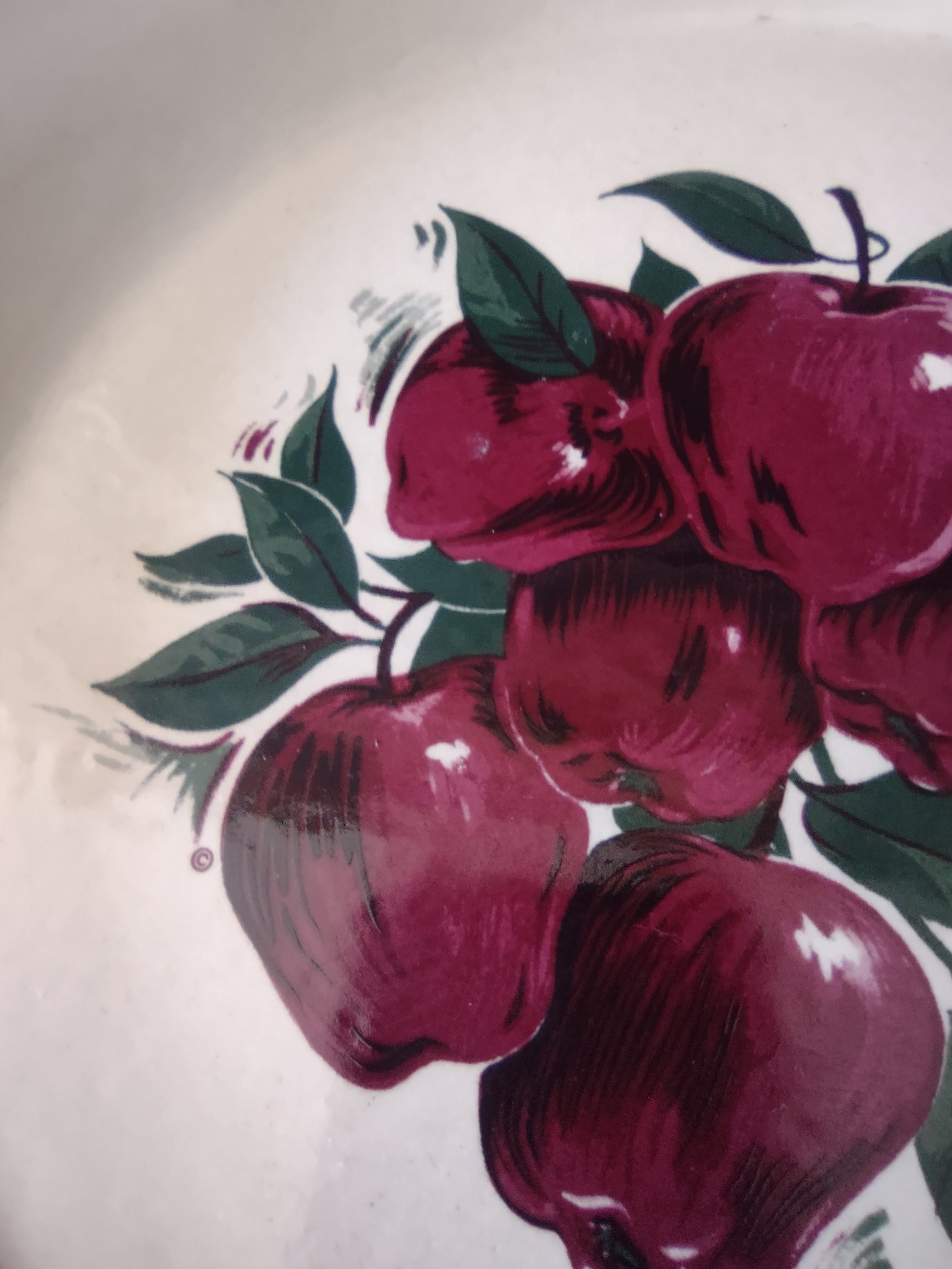 Vintage Home & Garden Party Red Apple Cream Plate Hand Made USA 2000 [6528]