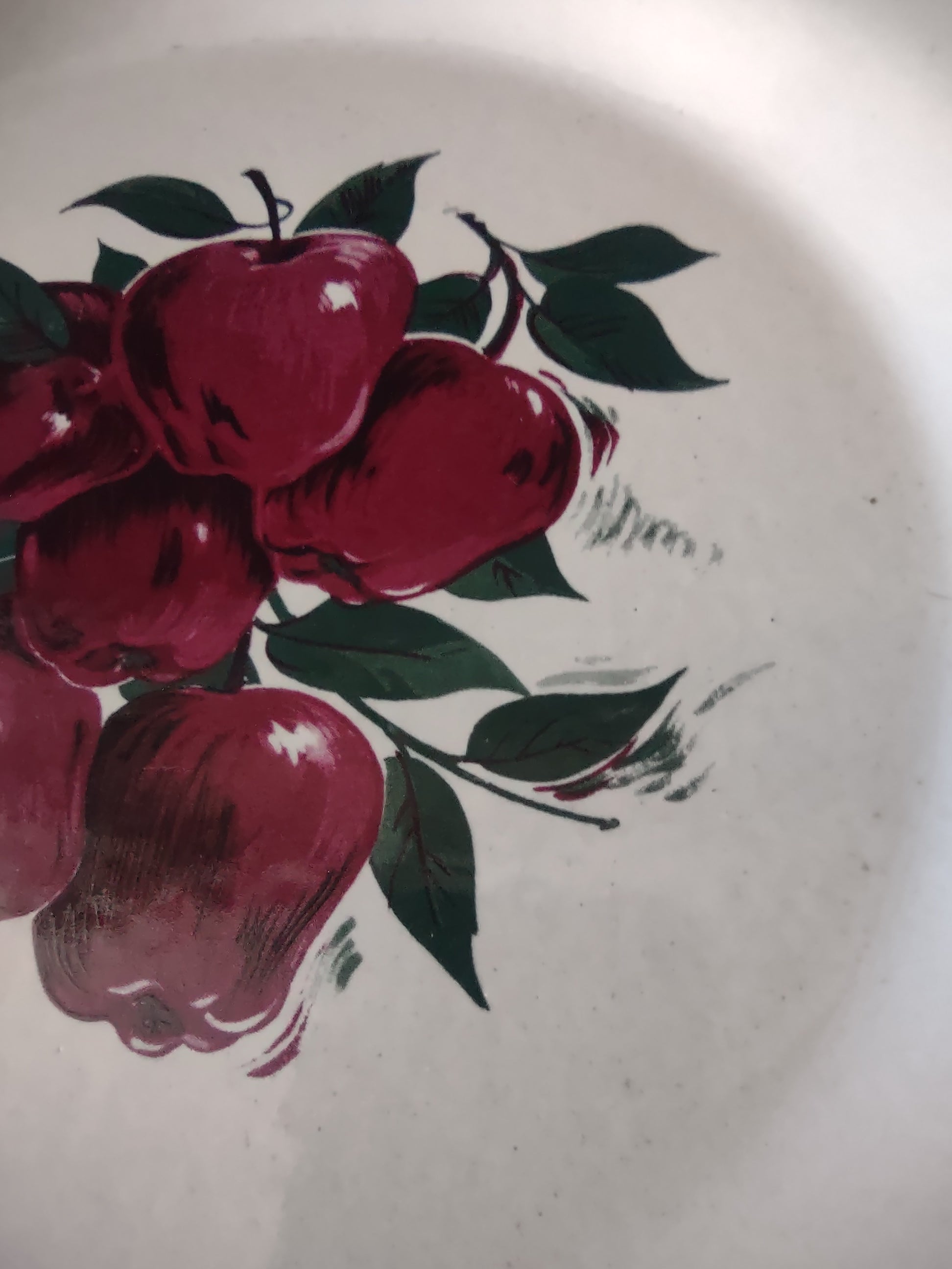 Vintage Home & Garden Party Red Apple Cream Plate Hand Made USA 2000 [6528]