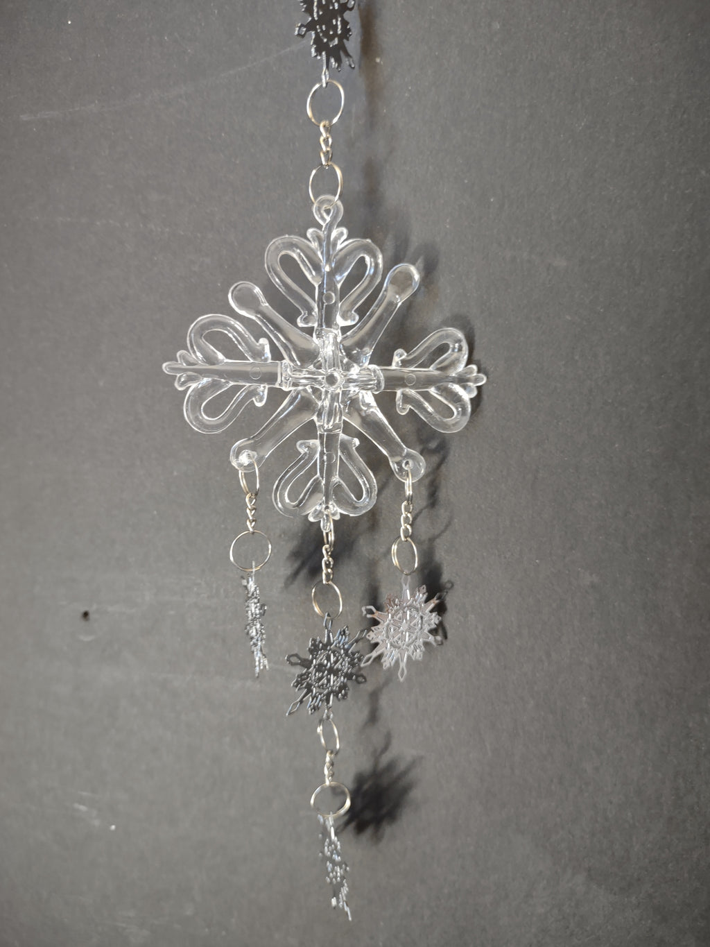 Vintage Snowflake Christmas Ornament Lot Silver-Tone Charms Acrylic [4864]