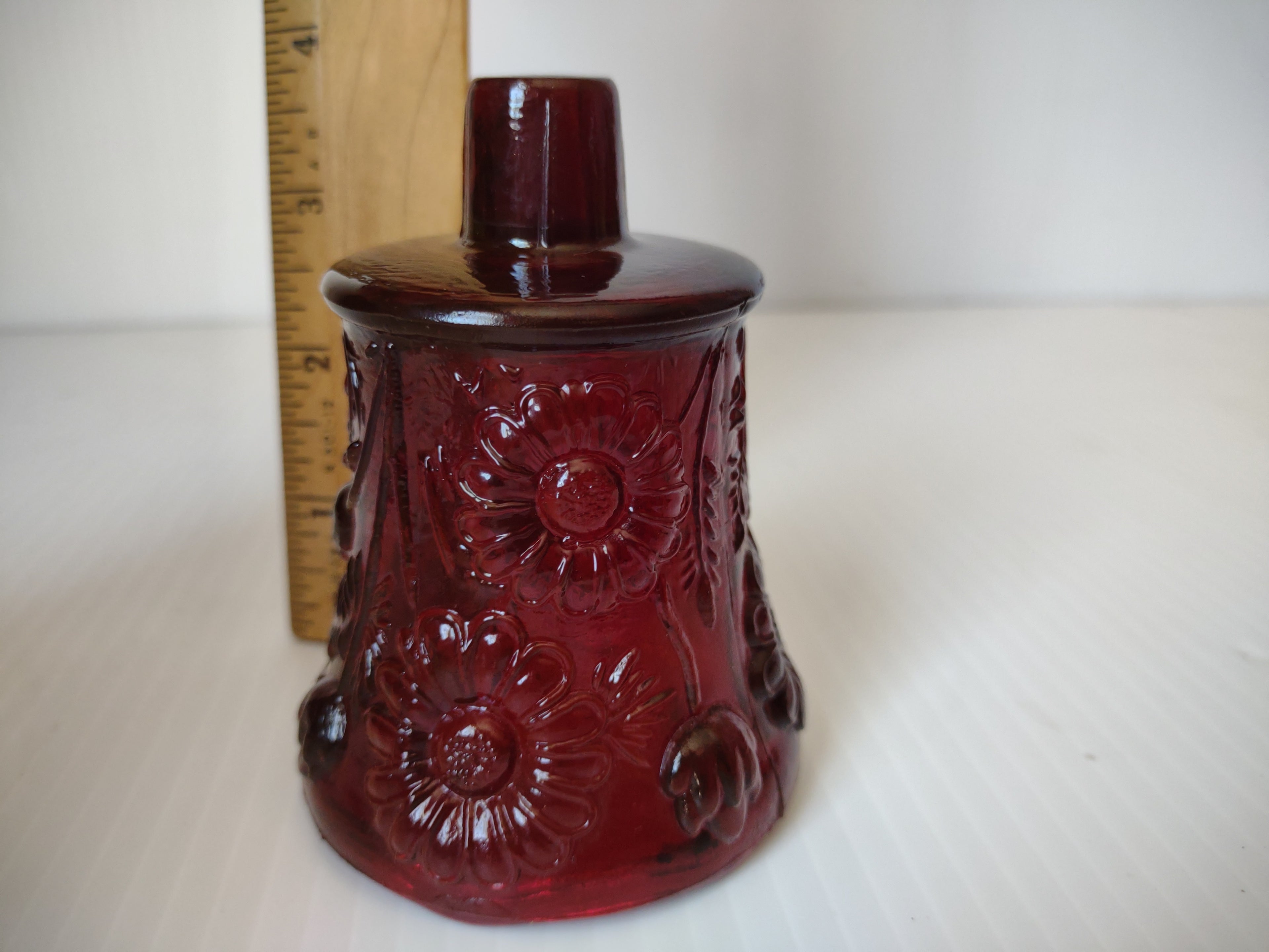 Vintage Homco Ruby Red Glass Daisy Votive Candle Holder Glows Green [6563]