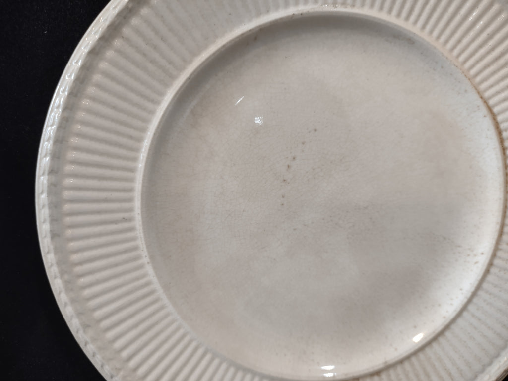 Vintage Wedgwood Edme Plate x 2 Crazing Stain Earthenware England [6557]