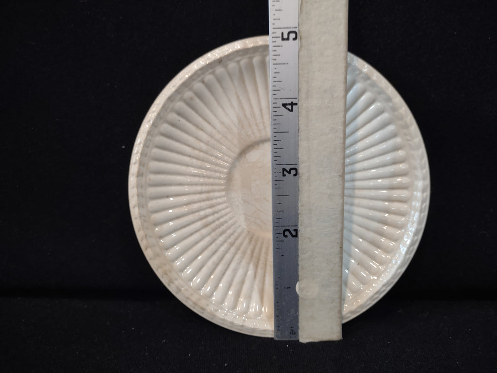 Vintage Wedgwood Edme Saucer White Ribbed Crazing Earthenware England [6559]