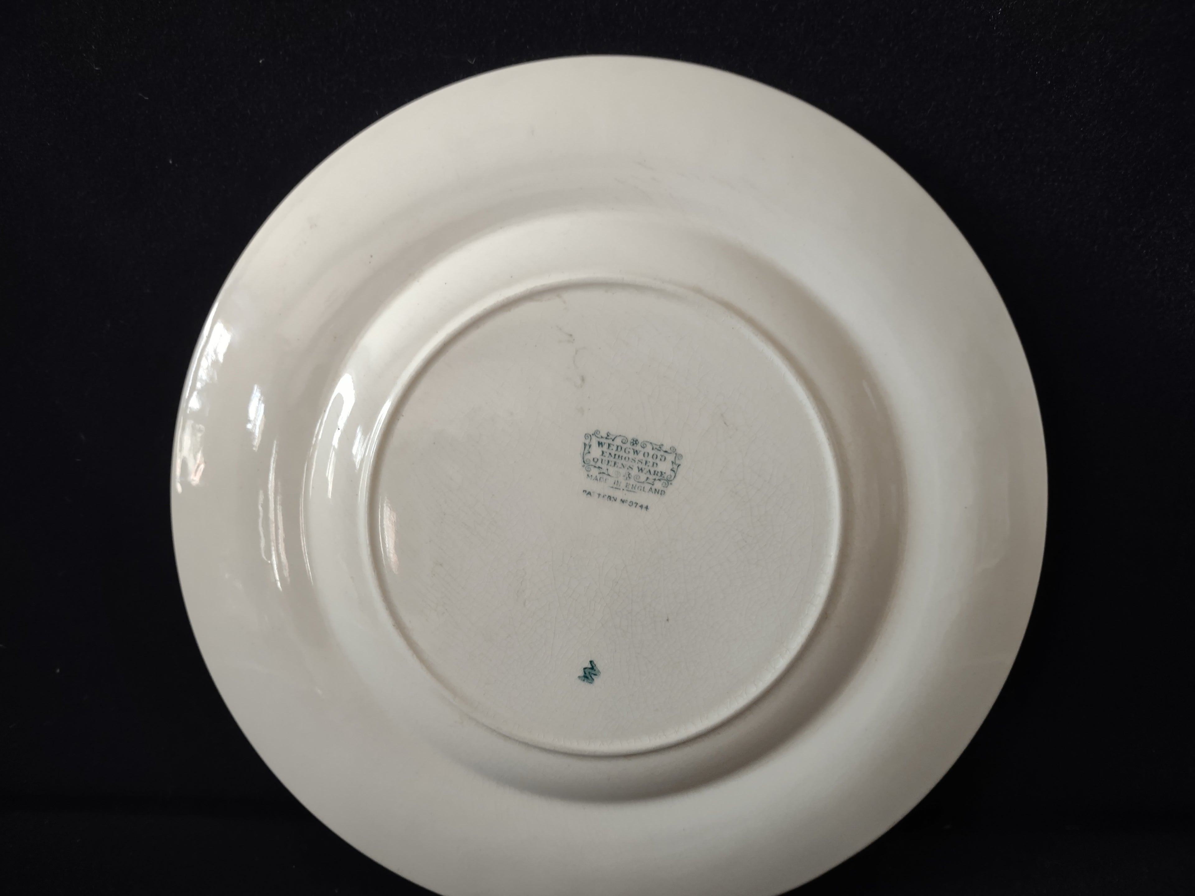 Vintage Wedgwood Queens Ware Laurel Dinner Plate 9" Crazing Earthenware [6562]