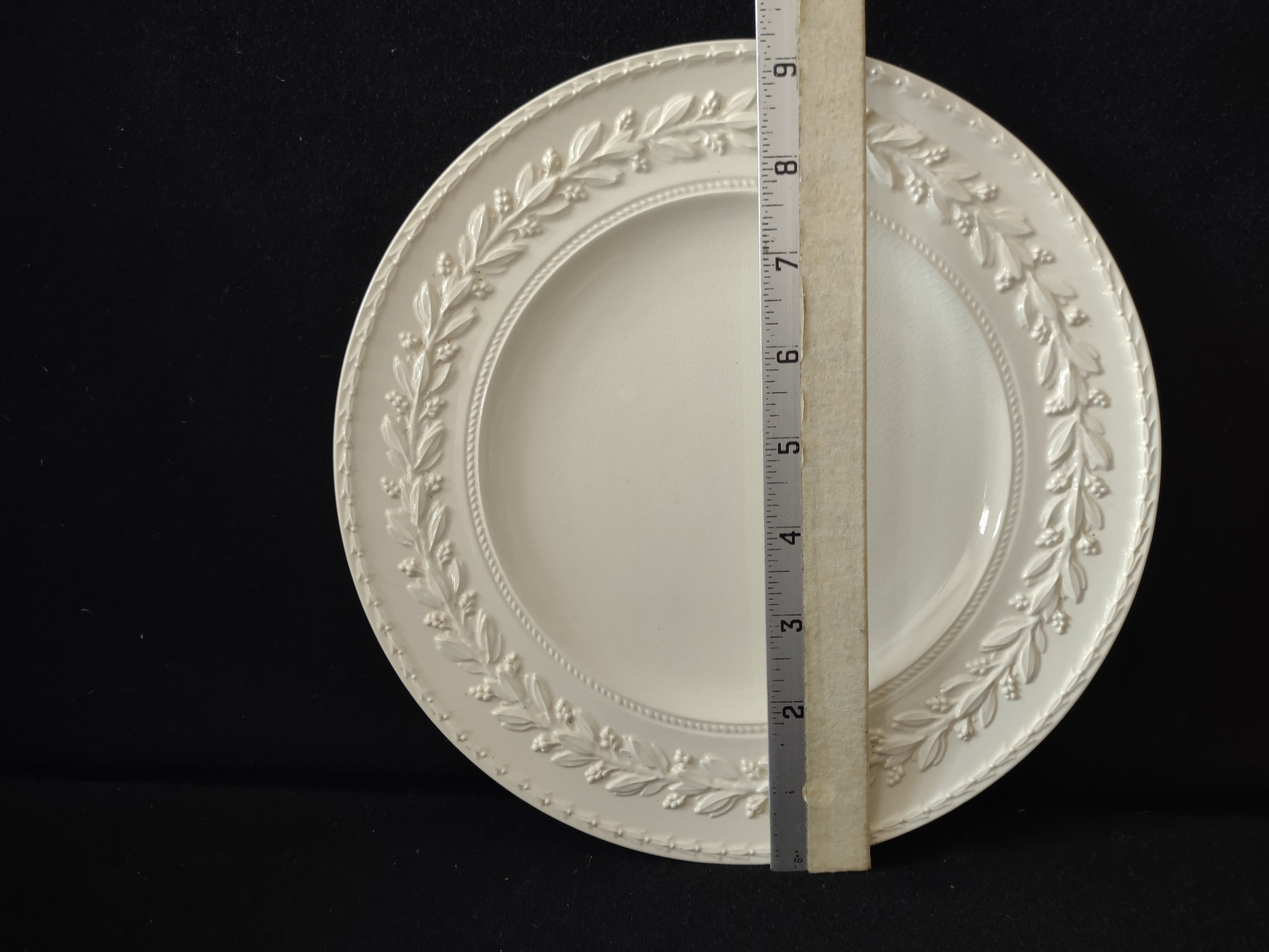 Vintage Wedgwood Queens Ware Laurel Dinner Plate 9" Crazing Earthenware [6562]