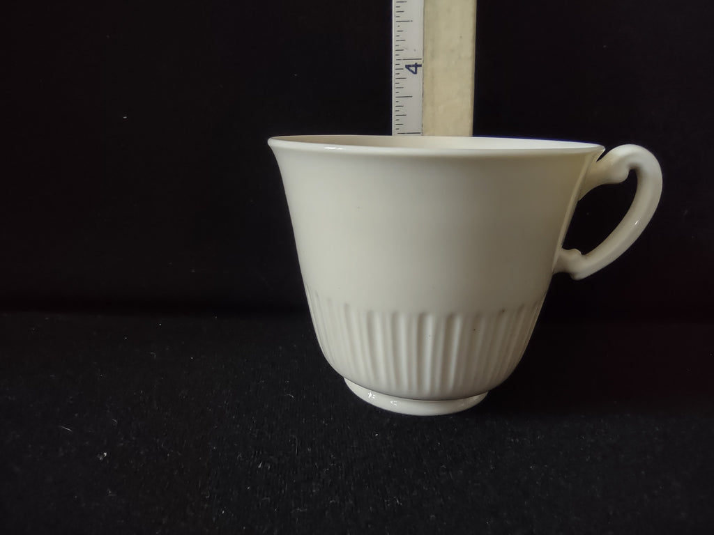 Vintage Syracuse China Shelledge White Cup & Saucer Set [6580]