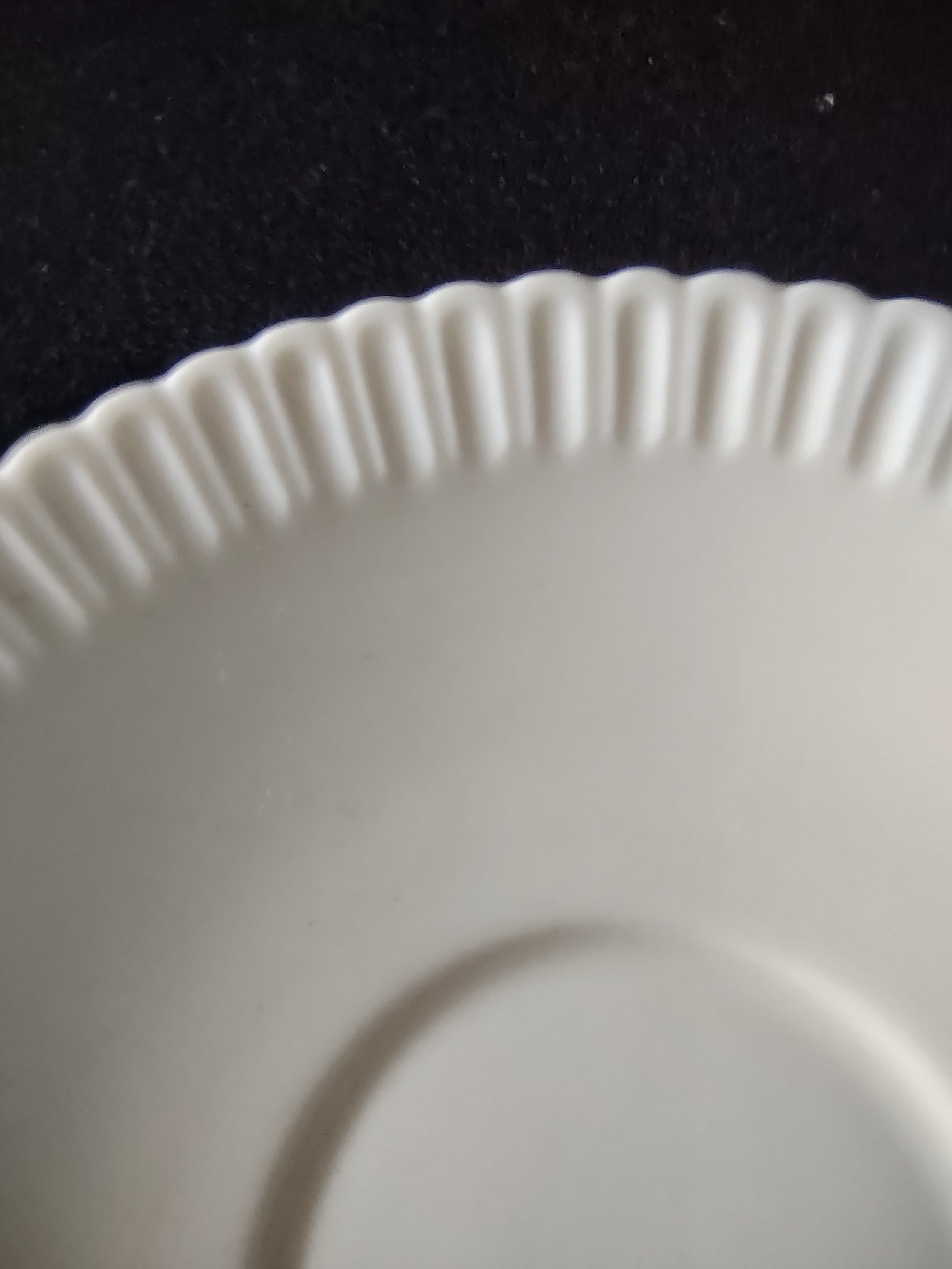 Vintage Syracuse China Shelledge White Cup & Saucer Set [6580]