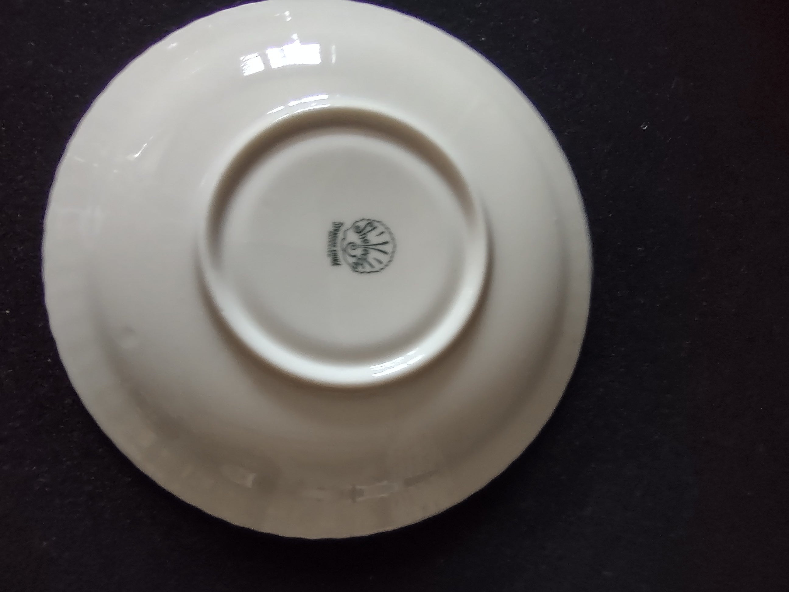Vintage Syracuse China Shelledge White Embossed Cup and Saucer Set [6581]