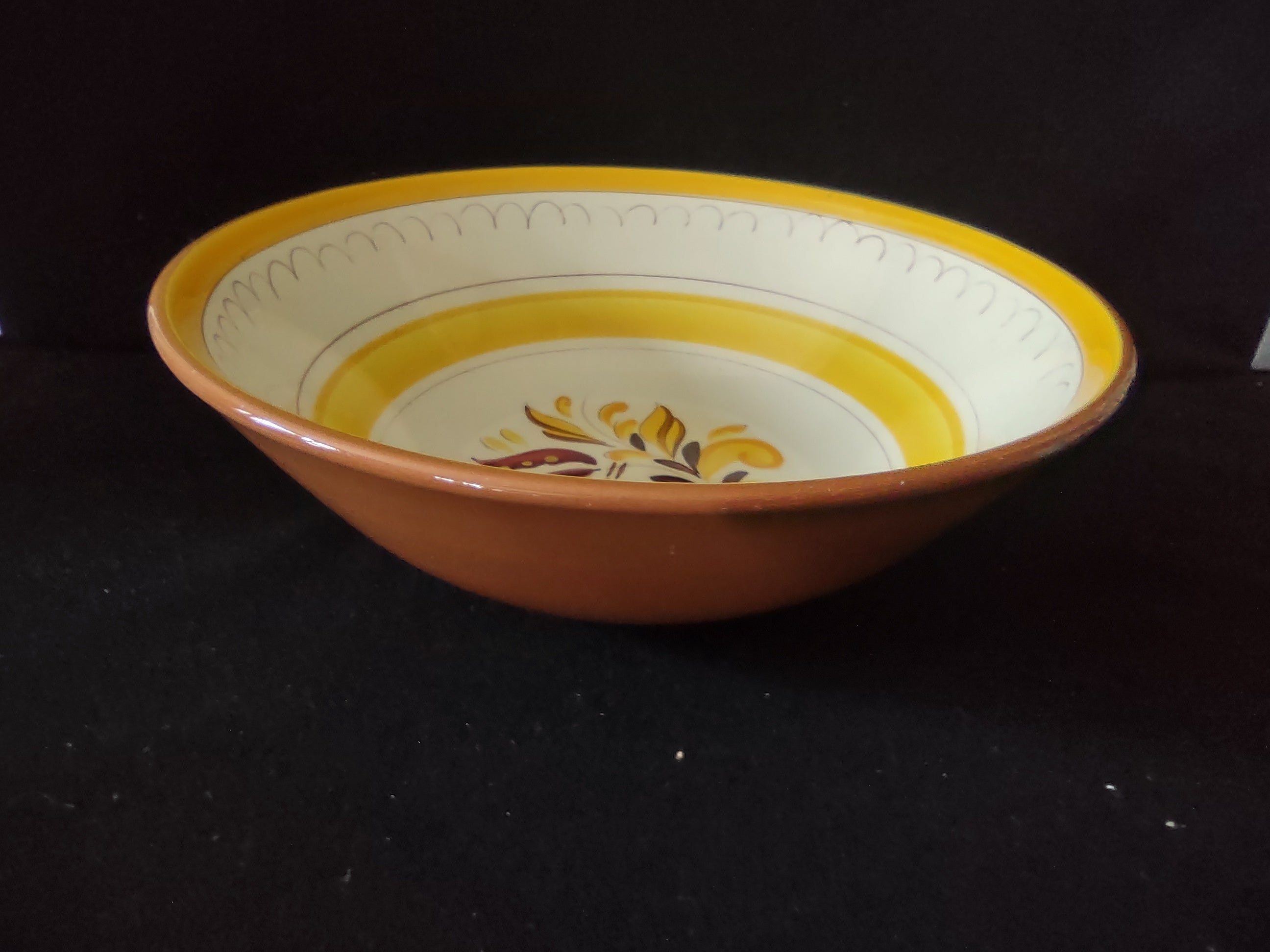 Vintage Stangl Pottery Provincial Serving Bowl Yellow & Burgundy [6593]