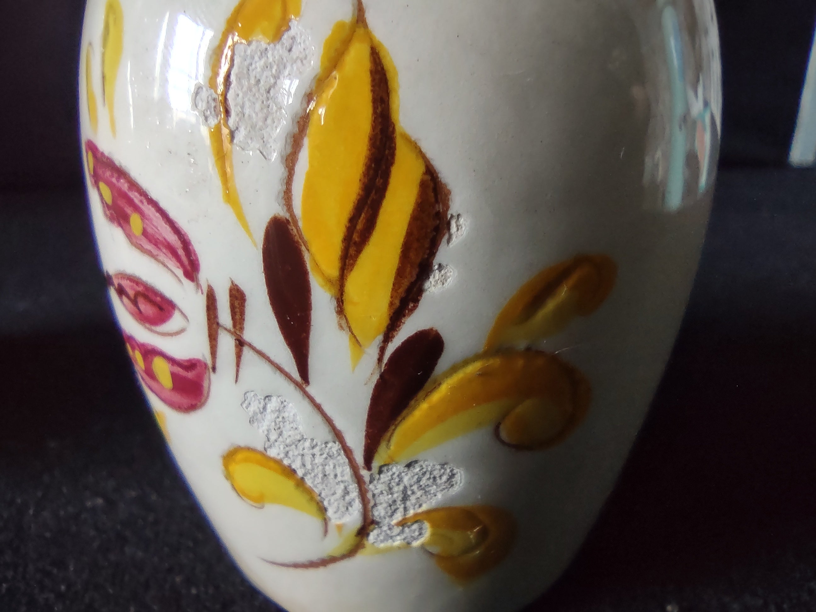 Vintage Stangl Pottery Provincial Salt & Pepper Shakers Yellow [6595]