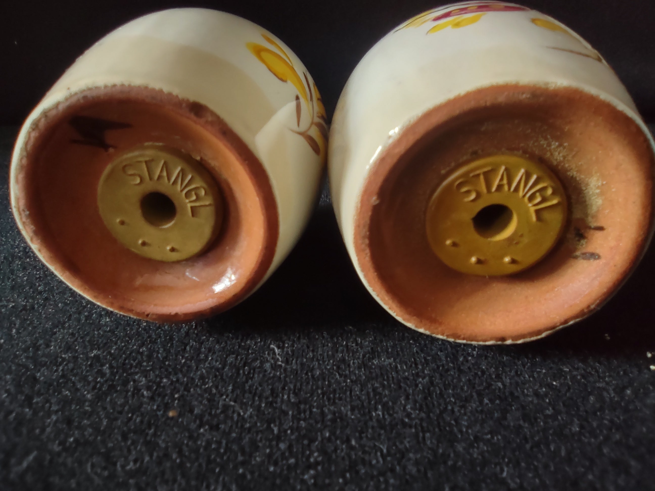 Vintage Stangl Pottery Provincial Salt & Pepper Shakers Yellow [6595]