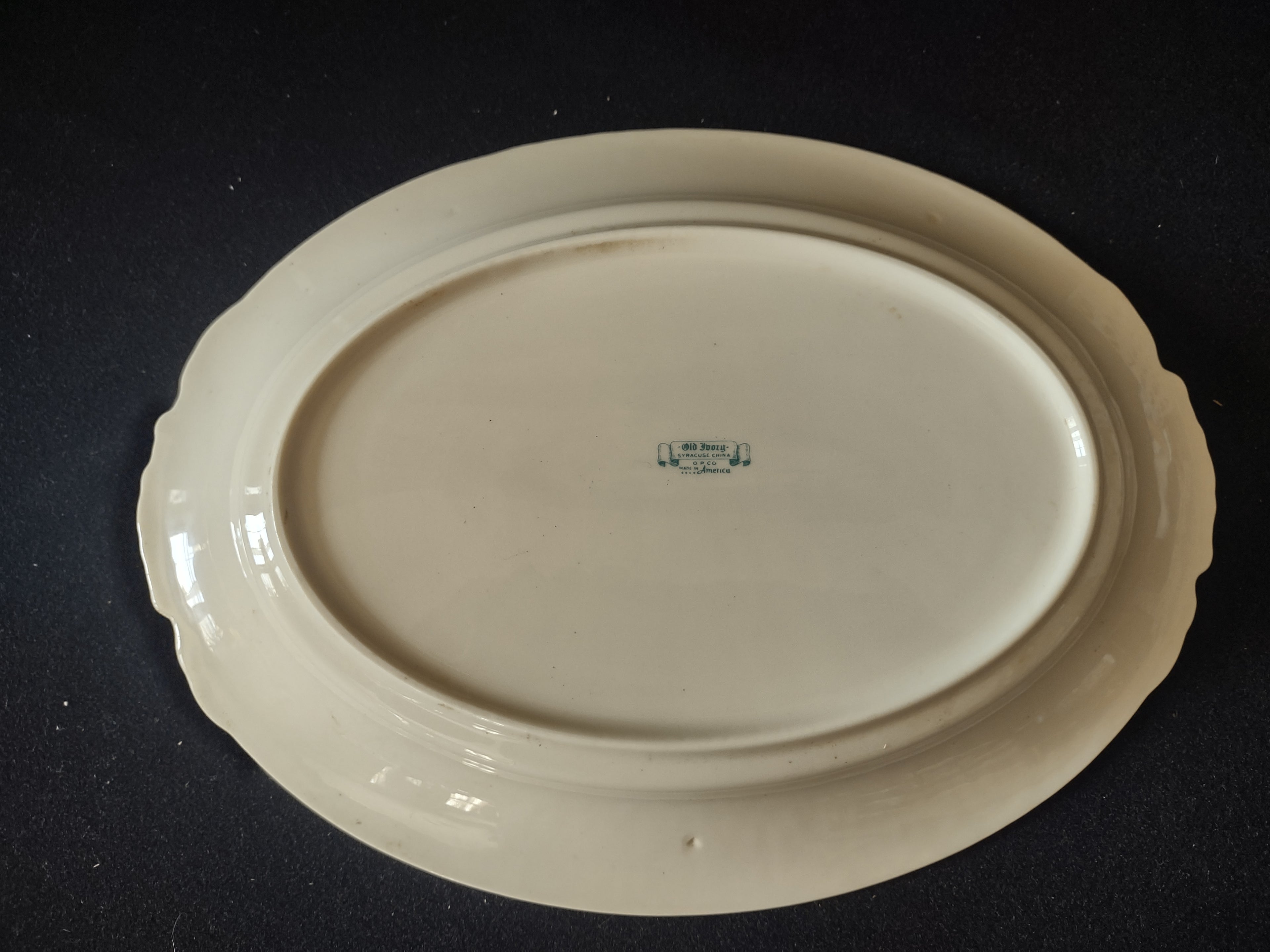 Vintage Old Ivory USA Oval Platter Green Laurel Gold Trim Scalloped [6605]