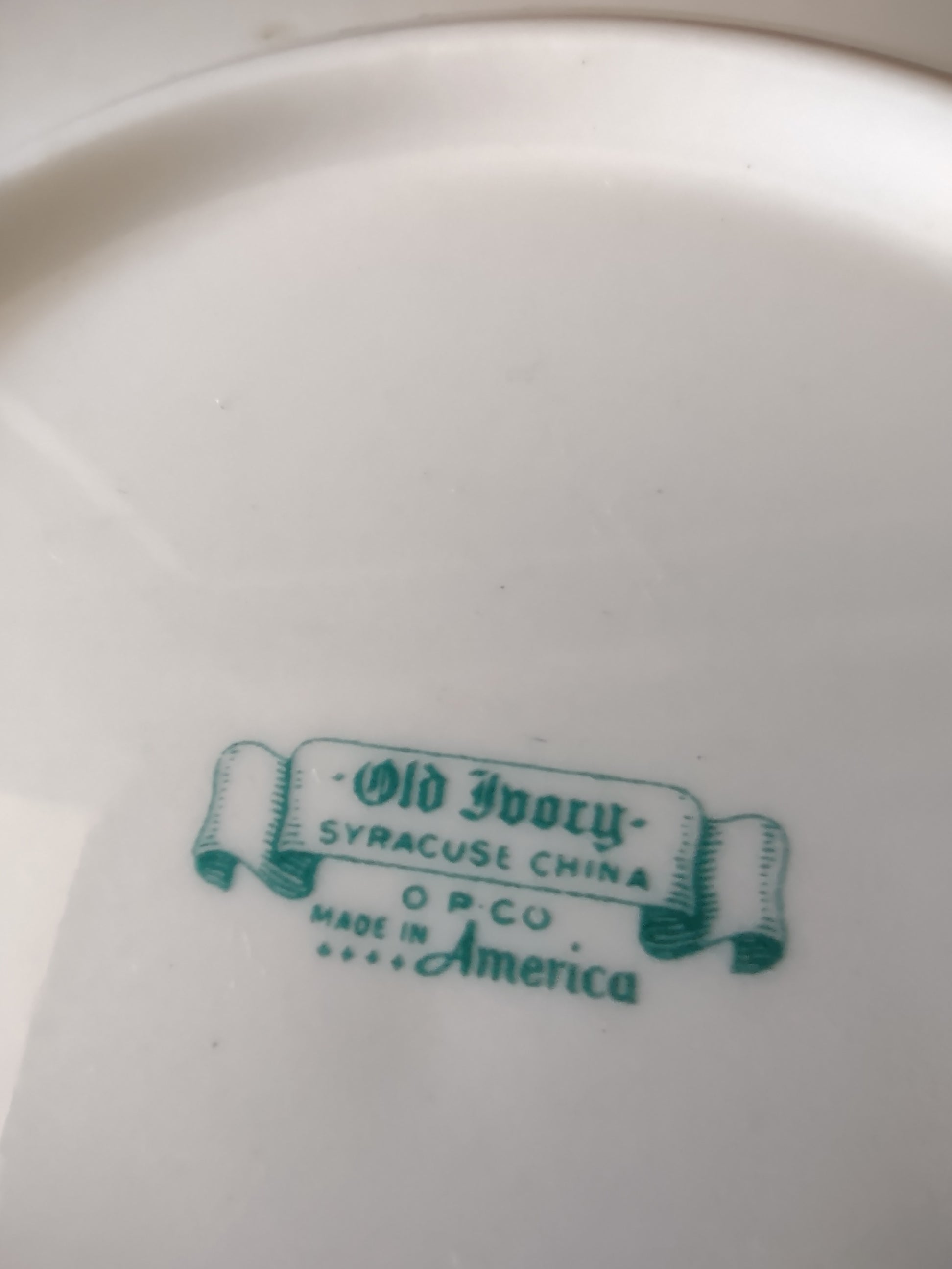 Vintage Syracuse China Green Laurel Gold Rim Rimmed Soup Bowls Set of 2 [6606]
