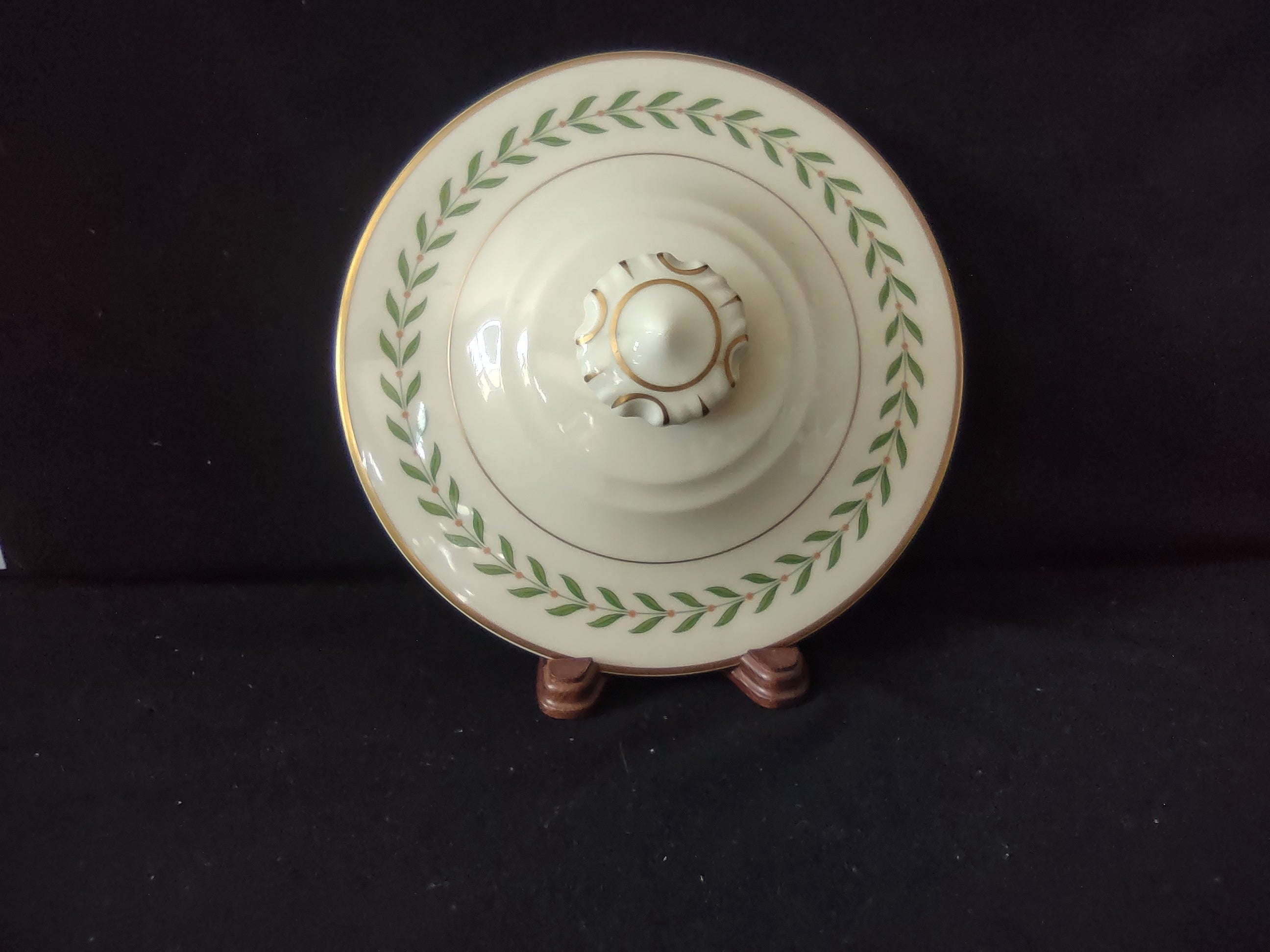 Vintage Syracuse China Old Ivory Covered Vegetable Bowl with Lid Laurel [6613]