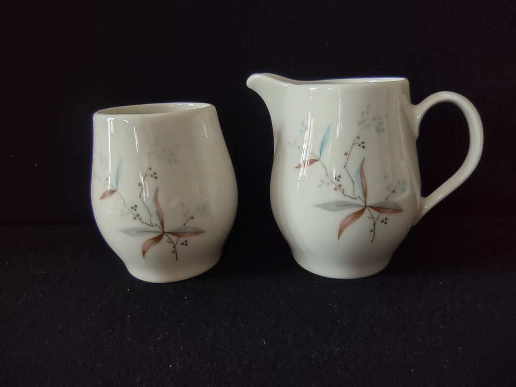 Vintage Syracuse China Carefree Finesse Cream & Sugar Set [6615]