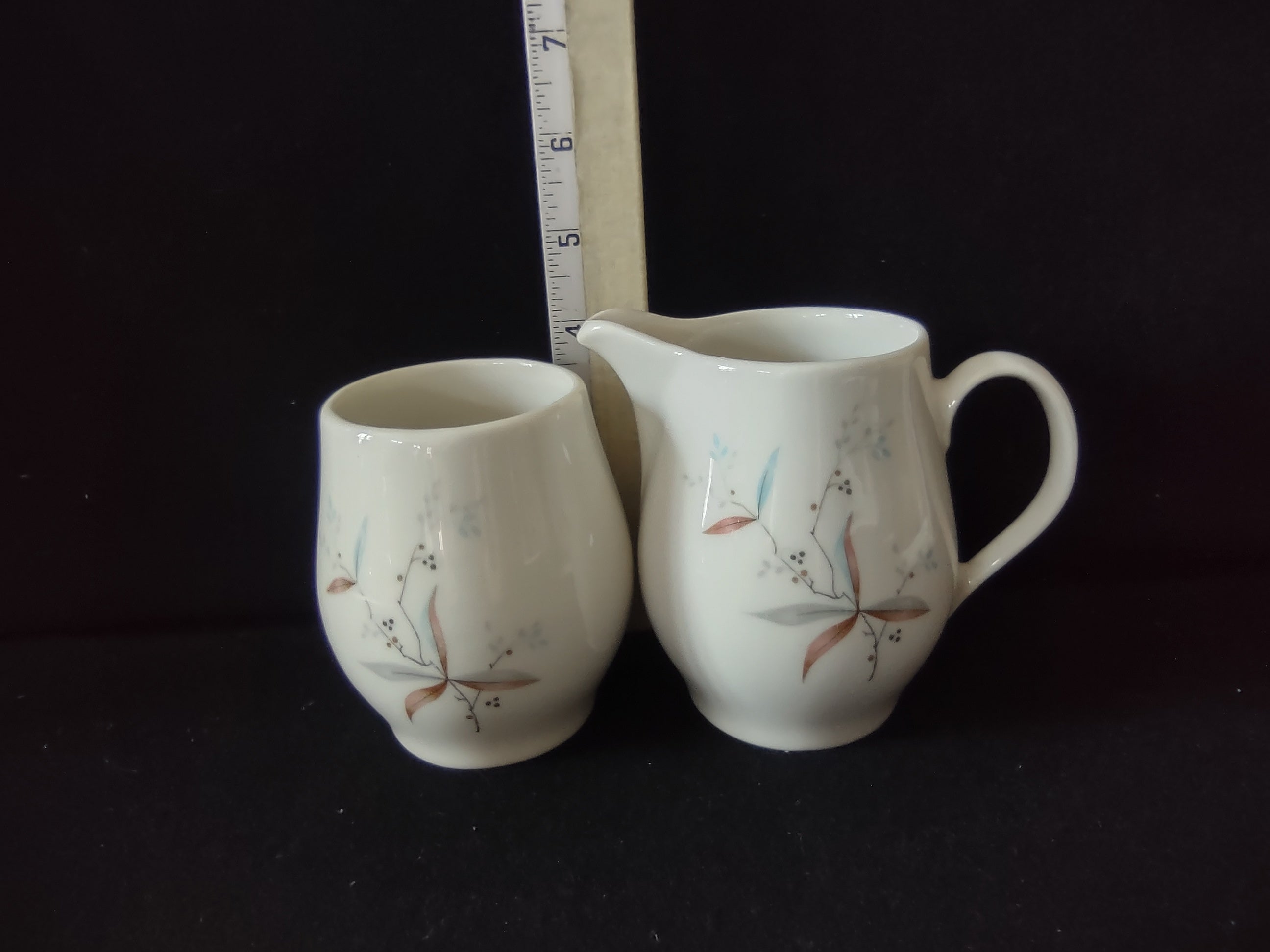 Vintage Syracuse China Carefree Finesse Cream & Sugar Set [6615]