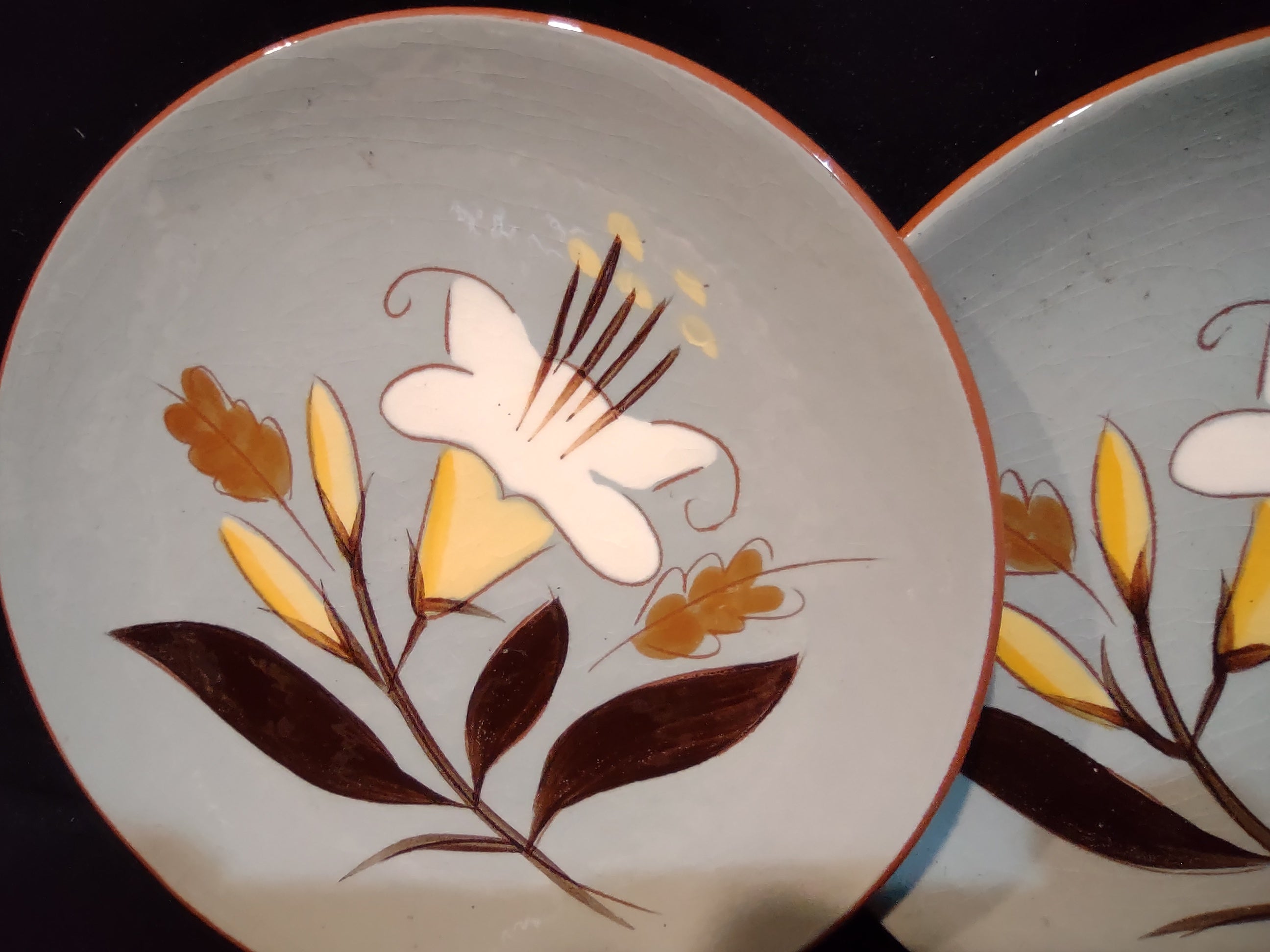 Vintage Stangl Golden Harvest Small Plates Set of 4 White & Yellow Lily [6624]