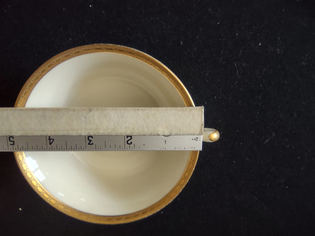 Vintage Syracuse China Wayne Old Ivory Cream Soup Bowl Gold Band [6644]