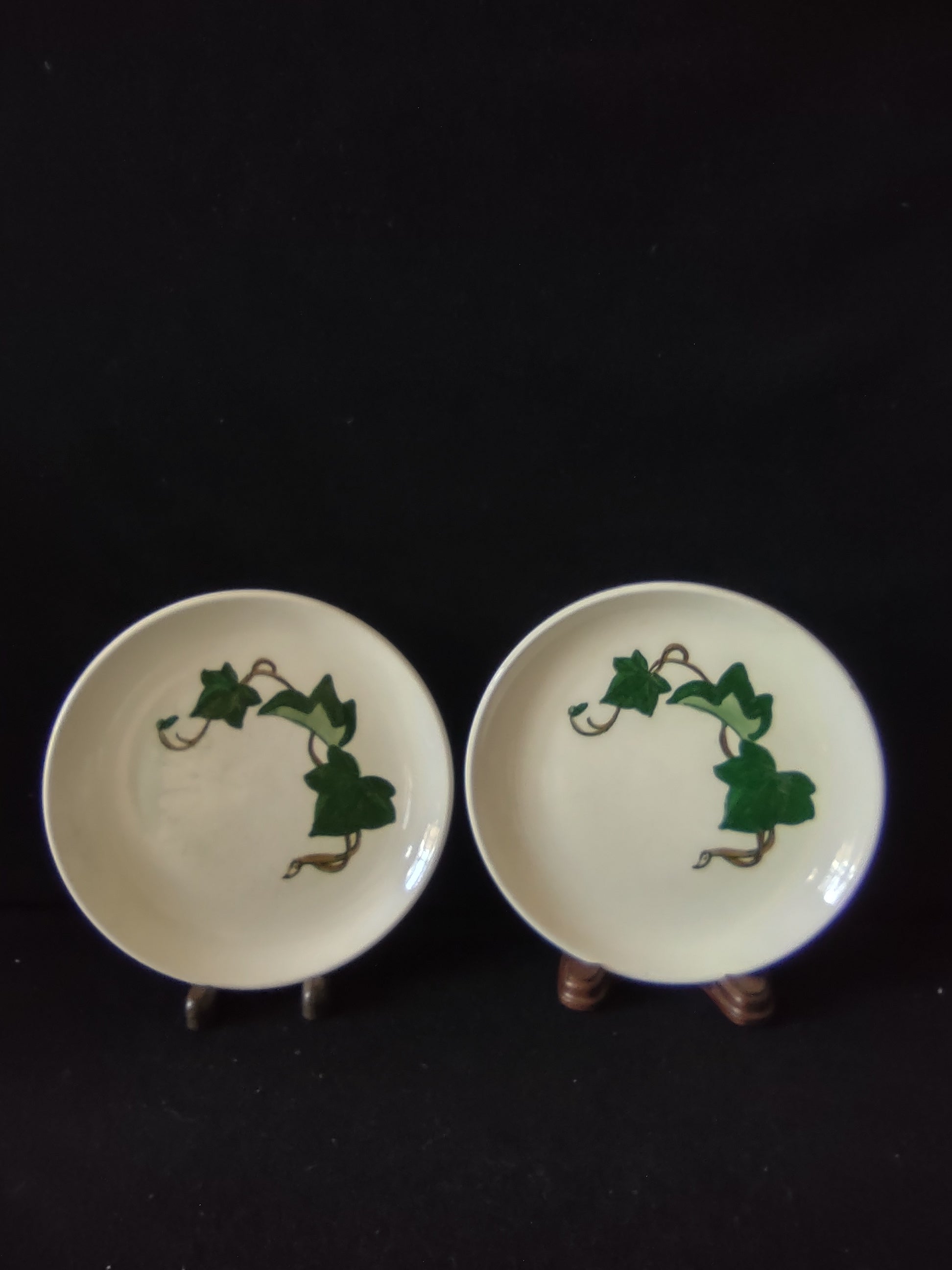 Vintage Metlox Poppytrail California Ivy Hand Painted Small Plates Set/2 [6651]