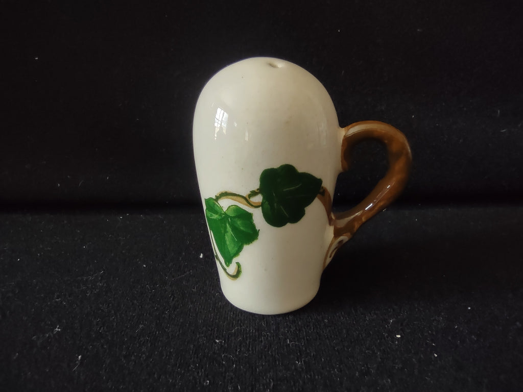 Vintage Metlox Poppytrail California Ivy Hand Painted Pepper Shaker [6654]