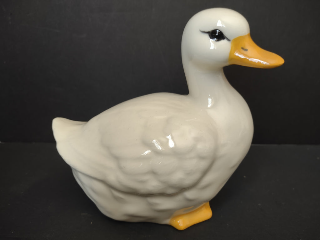 Vintage White Ceramic Duck Figurine Yellow Beak Farmhouse Decor [6666]