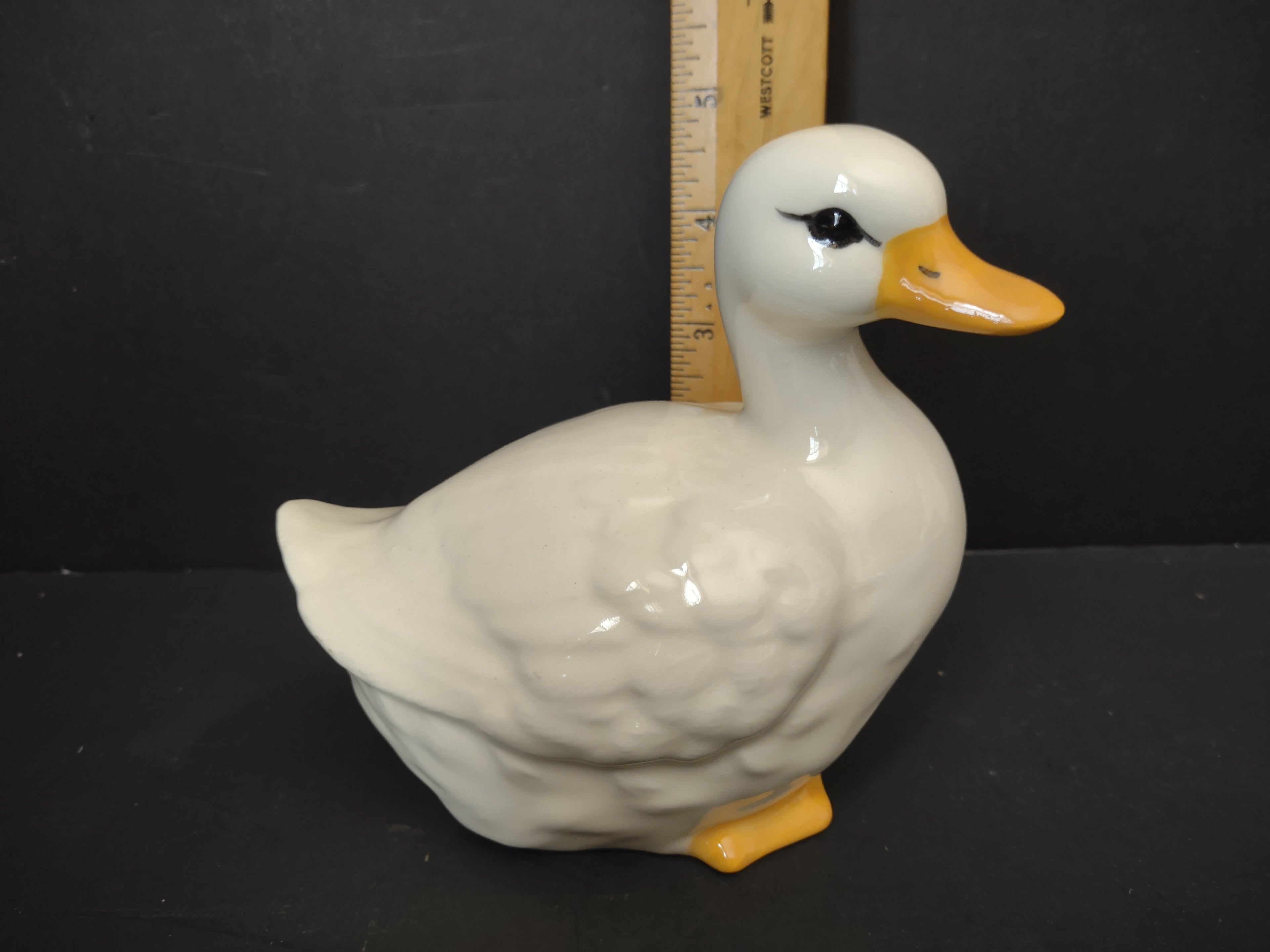 Vintage White Ceramic Duck Figurine Yellow Beak Farmhouse Decor [6666]
