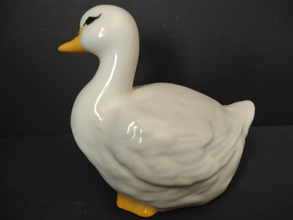 Vintage White Ceramic Duck Figurine Yellow Beak Farmhouse Decor [6666]