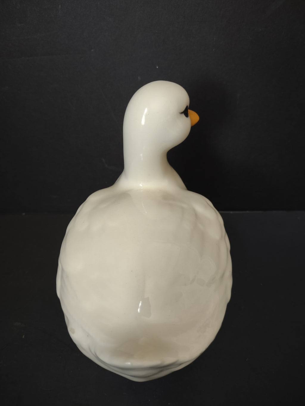 Vintage White Ceramic Duck Figurine Yellow Beak Farmhouse Decor [6666]