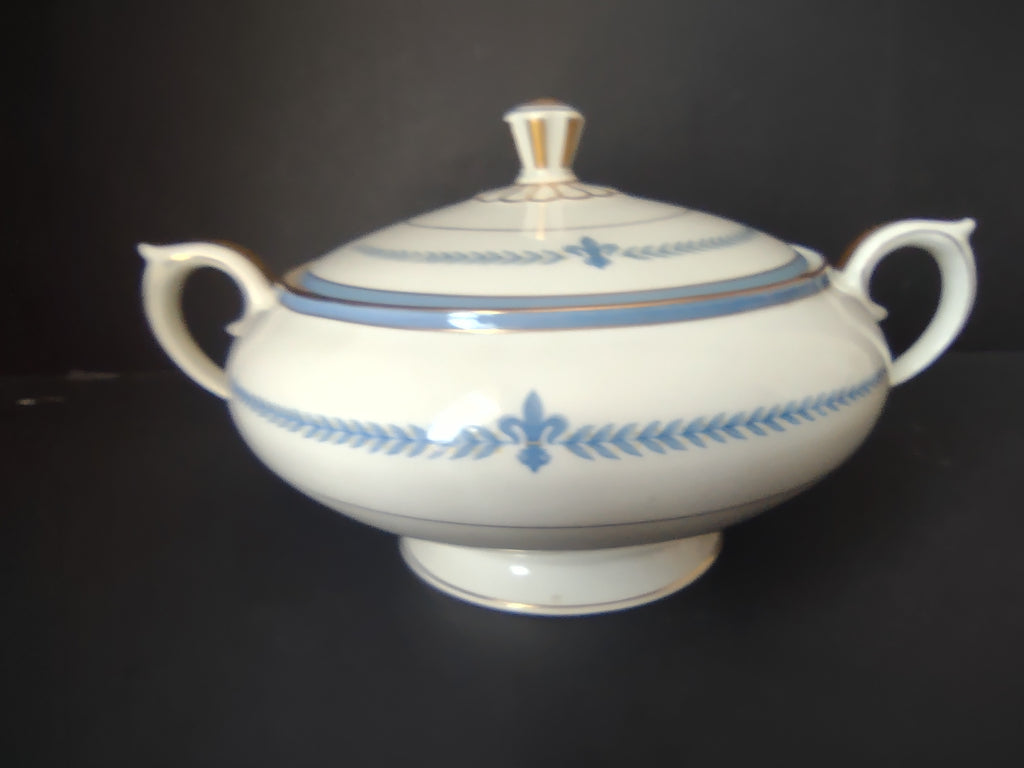 Vintage Lamberton China Blue Fleur de Lis Gold Lidded Soup Tureen REPAIRED[6663]
