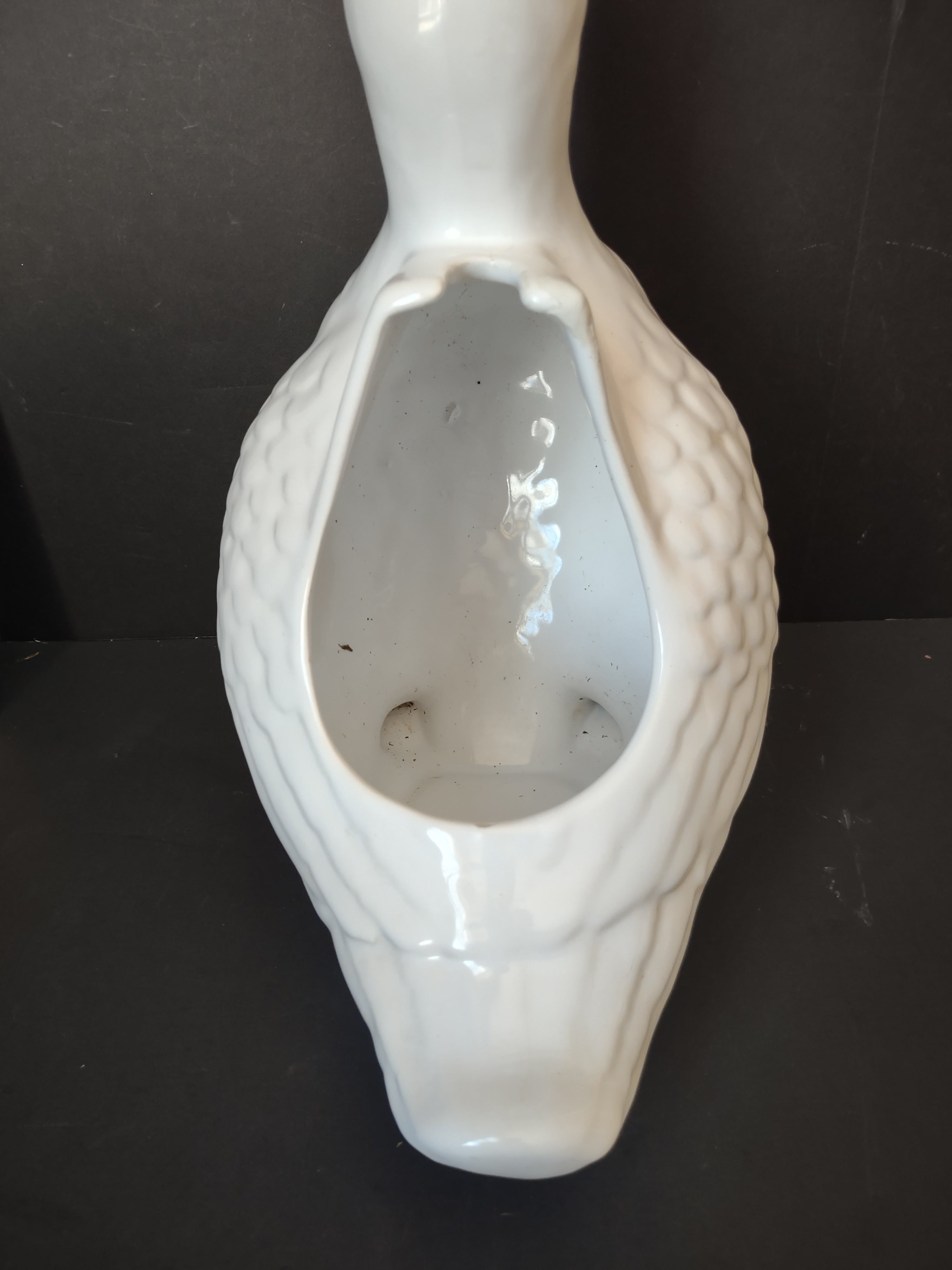 Vintage Portugal Ceramic White Duck Bathroom Brush Holder Country Cottage REPAIRED [6691]
