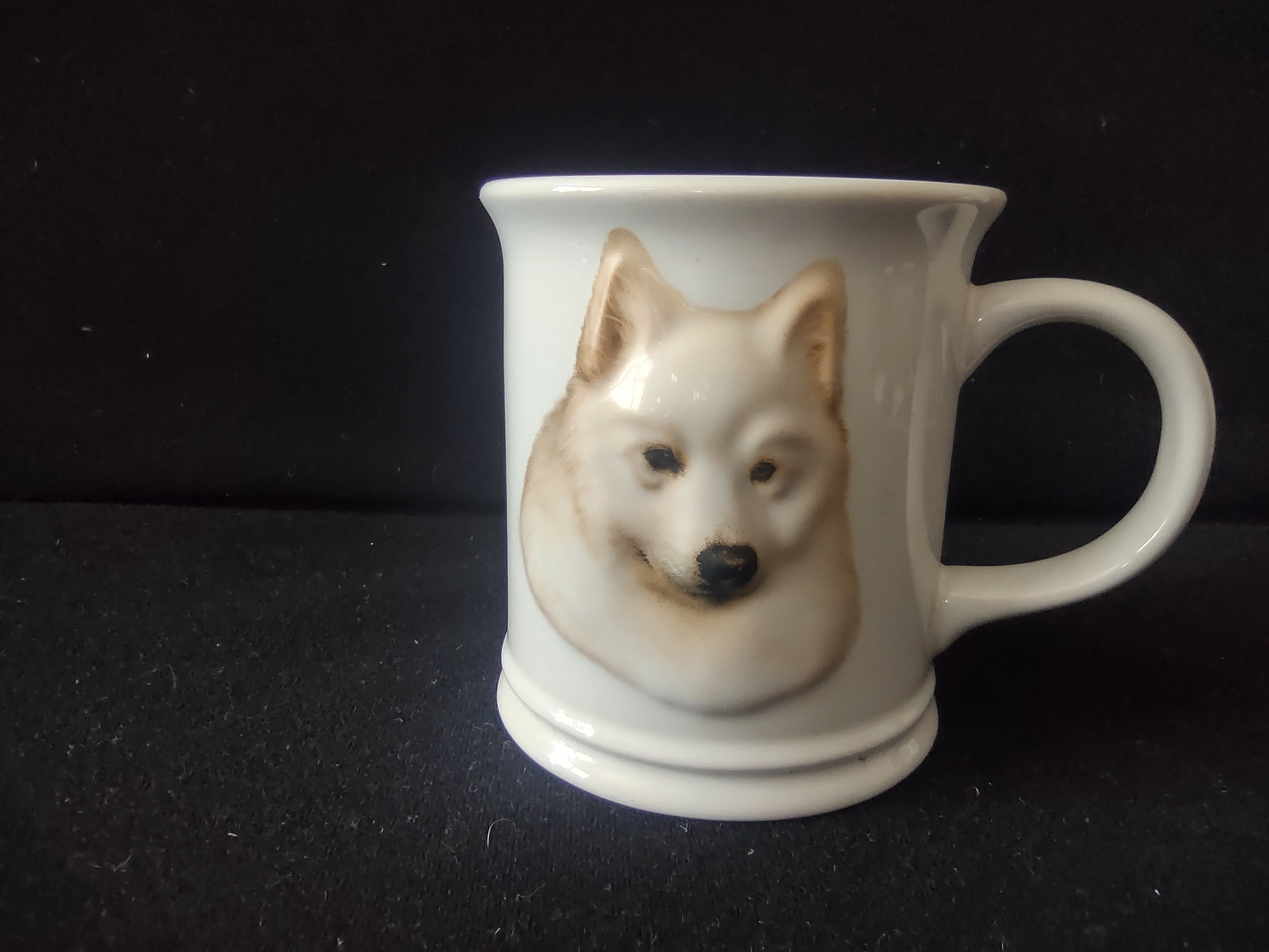 Vintage Samoyed Dog Breed 3D Embossed Ceramic Coffee Mug Off-White [6684]