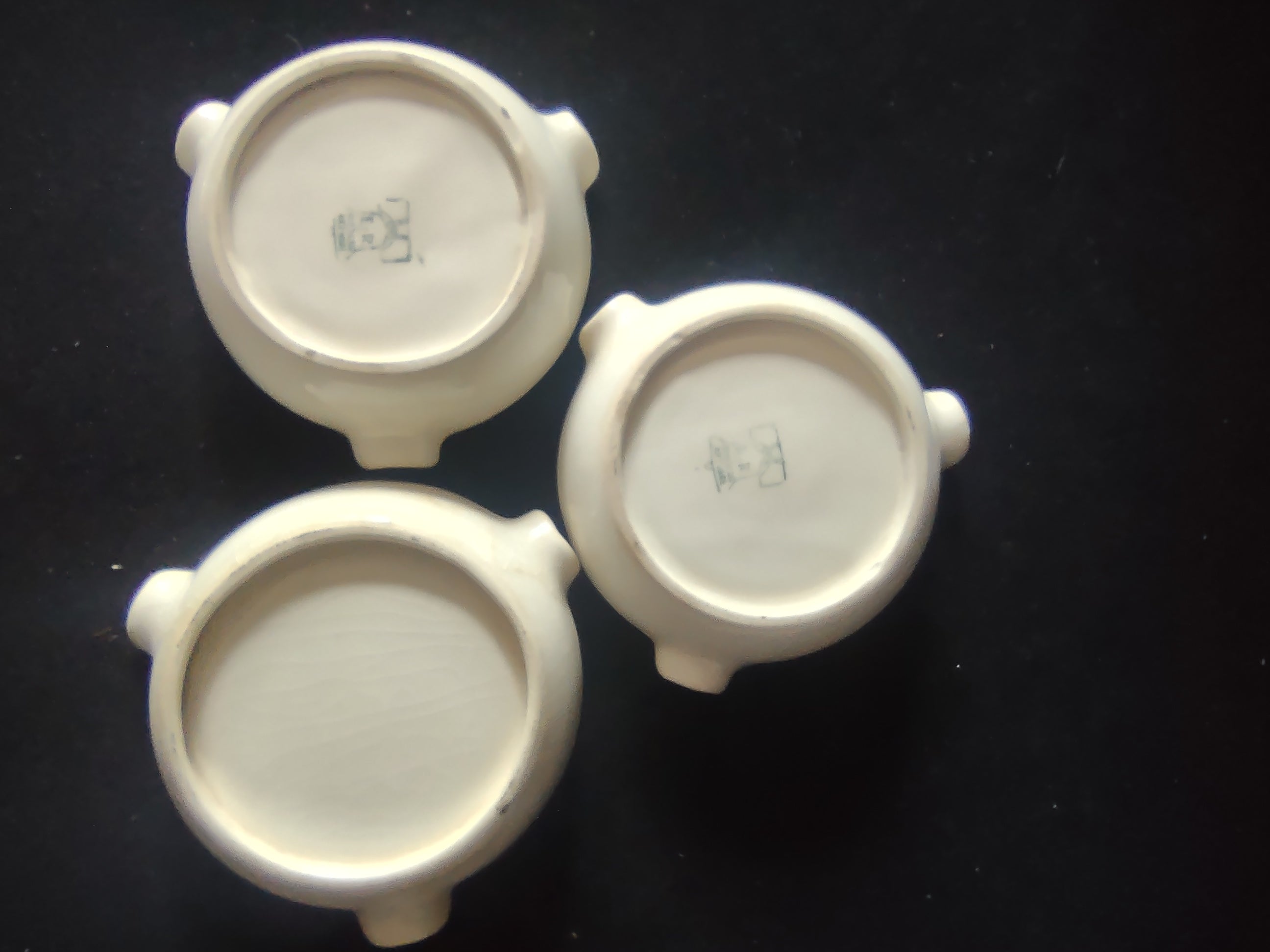 Vintage American Art Ware Porcelain Ashtray Set of 3 Floral Green Blue Yellow [6685]