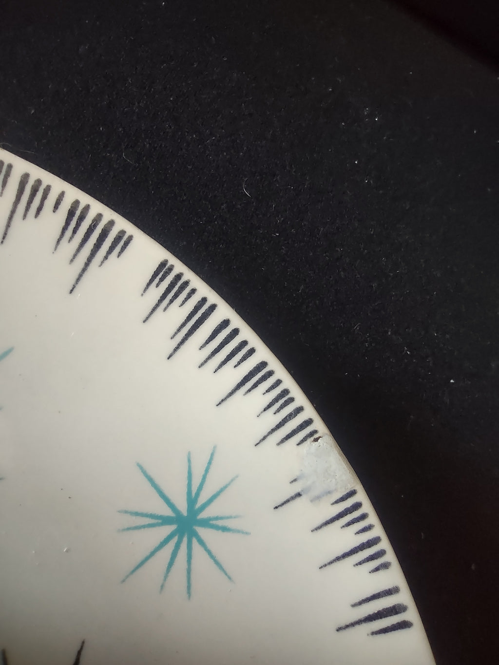 Vintage Homer Laughlin DuraPrint Starburst Atomic 9" Plate Teal Black REPAIRED [6697]